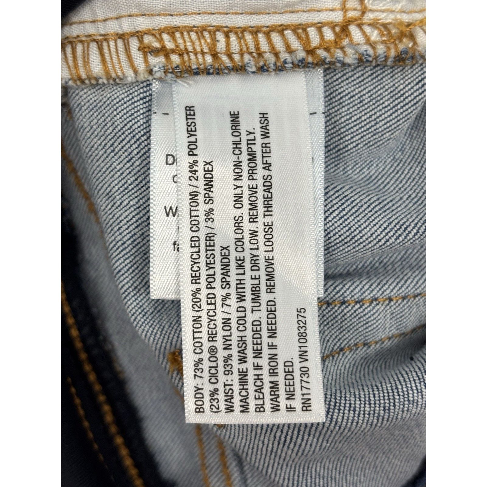 Target Basics Ingrid & Isabel Maternity 16 Panel Denim Jean Shorts Light Size 38" / US 16 / IT 52 - 7 Thumbnail
