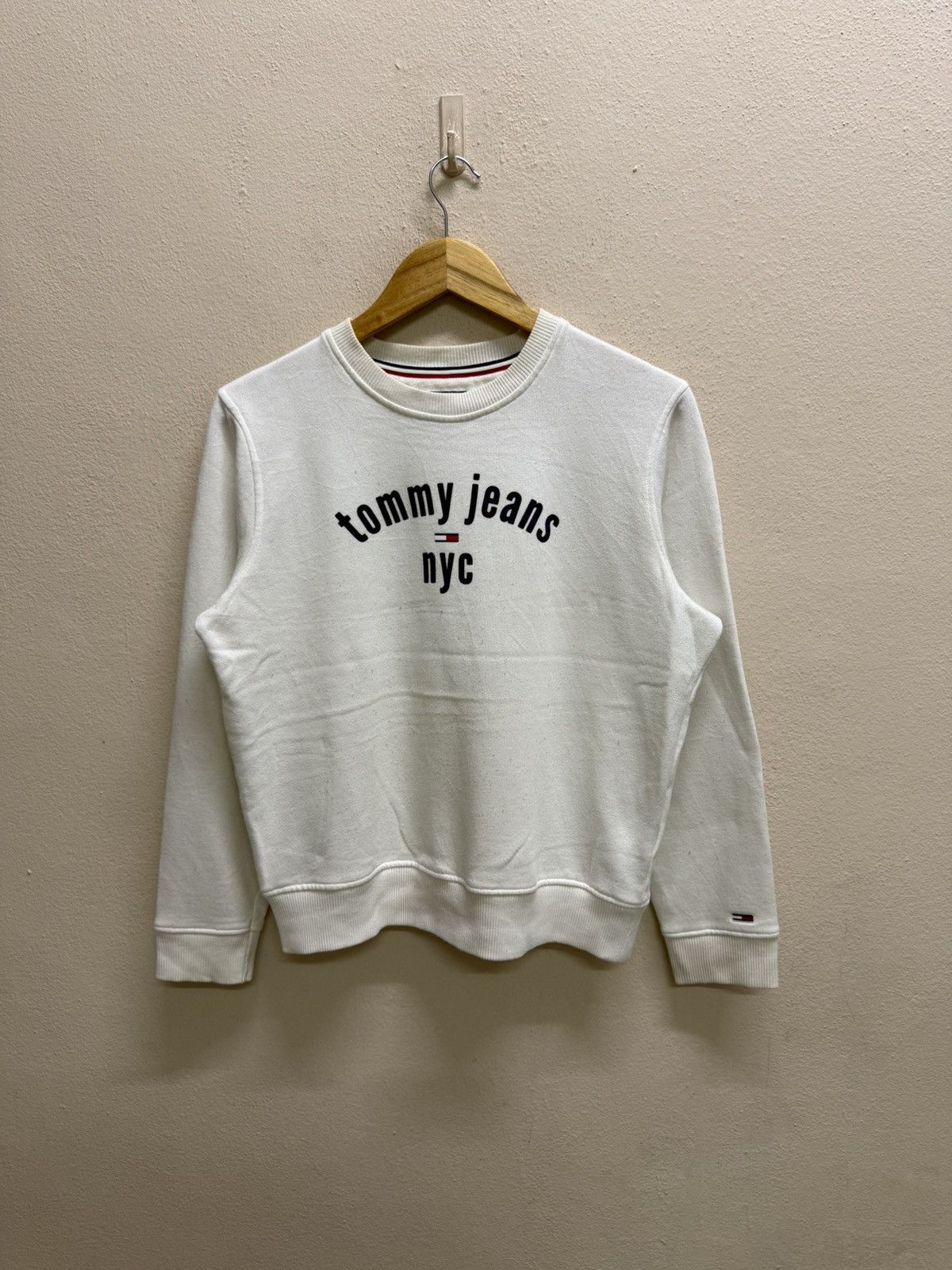Tommy Hilfiger Tommy Hilfiger New York City Biglogo Sweatshirt Size S / US 4 / IT 40 - 18 Thumbnail