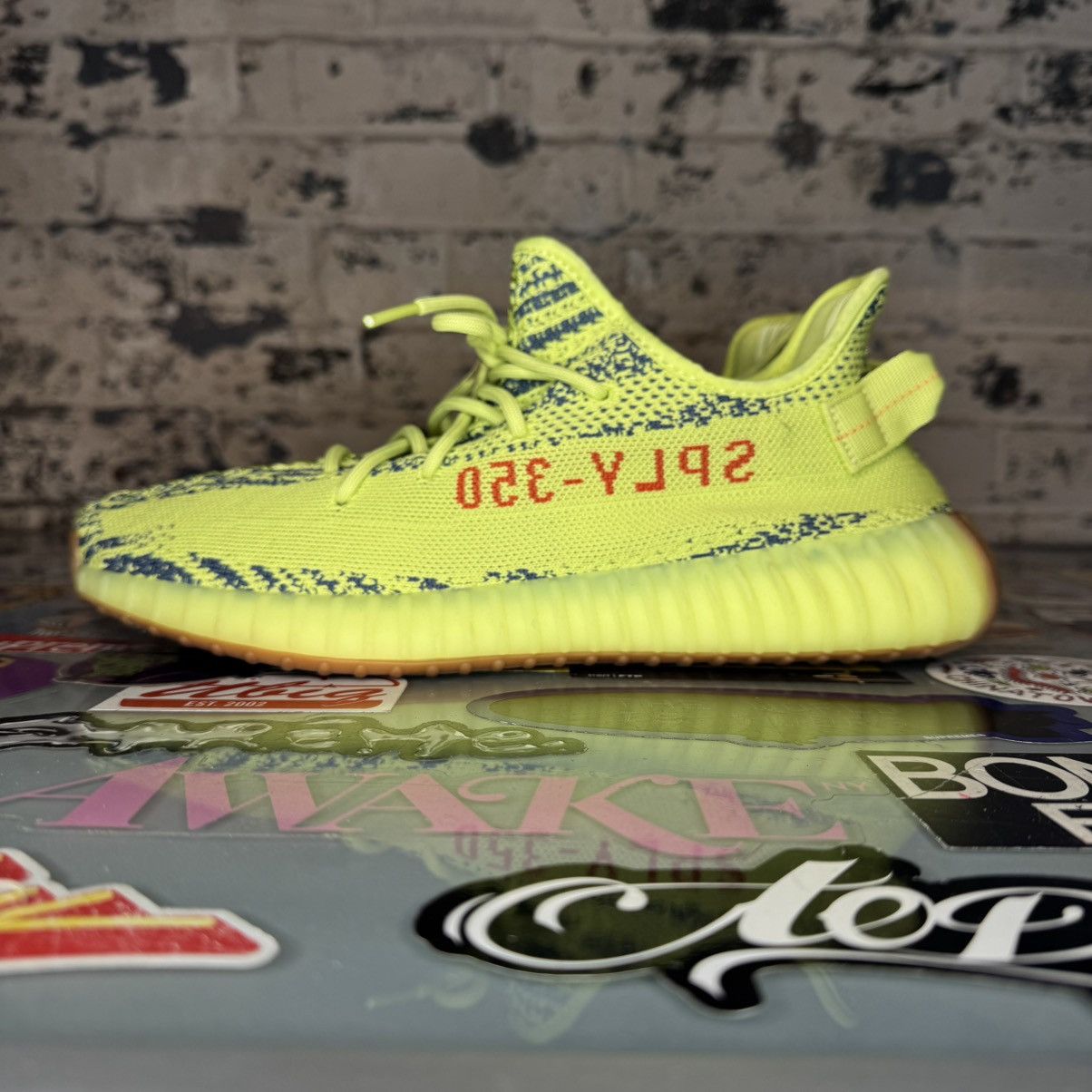 Adidas × Yeezy Adidas Yeezy Boost 350 V2 Semi Frozen Yellow Sz 10.5 NDS Size US 10.5 / EU 43-44 - 1 Thumbnail