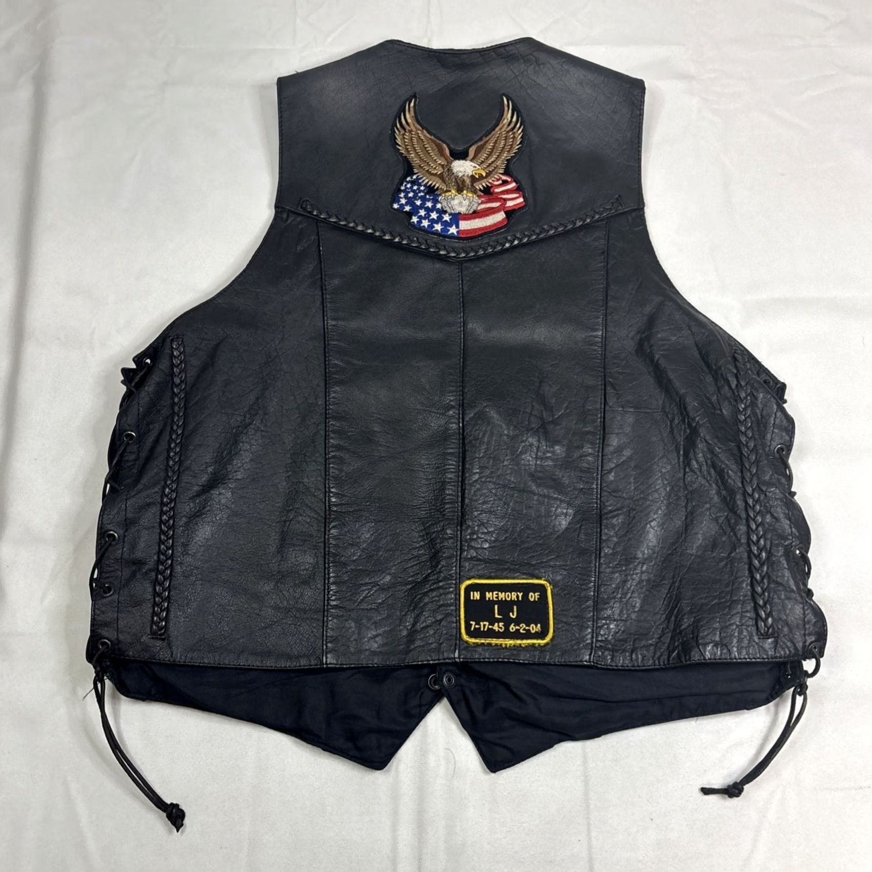 Vintage VINTAGE Hot Leathers Motorcycle Vest Men’s Side 48 Black Braided Patches Drawstring Side Mens Vest 48 Black Size US M / EU 48-50 / 2 - 5 Thumbnail