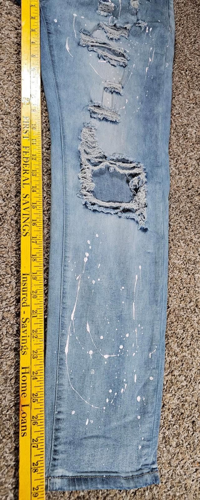Designer Surprise Surprise Destroyed Jeans Large APPROX 30.5 x 29 Size 36" / US 14 / IT 50 - 4 Thumbnail