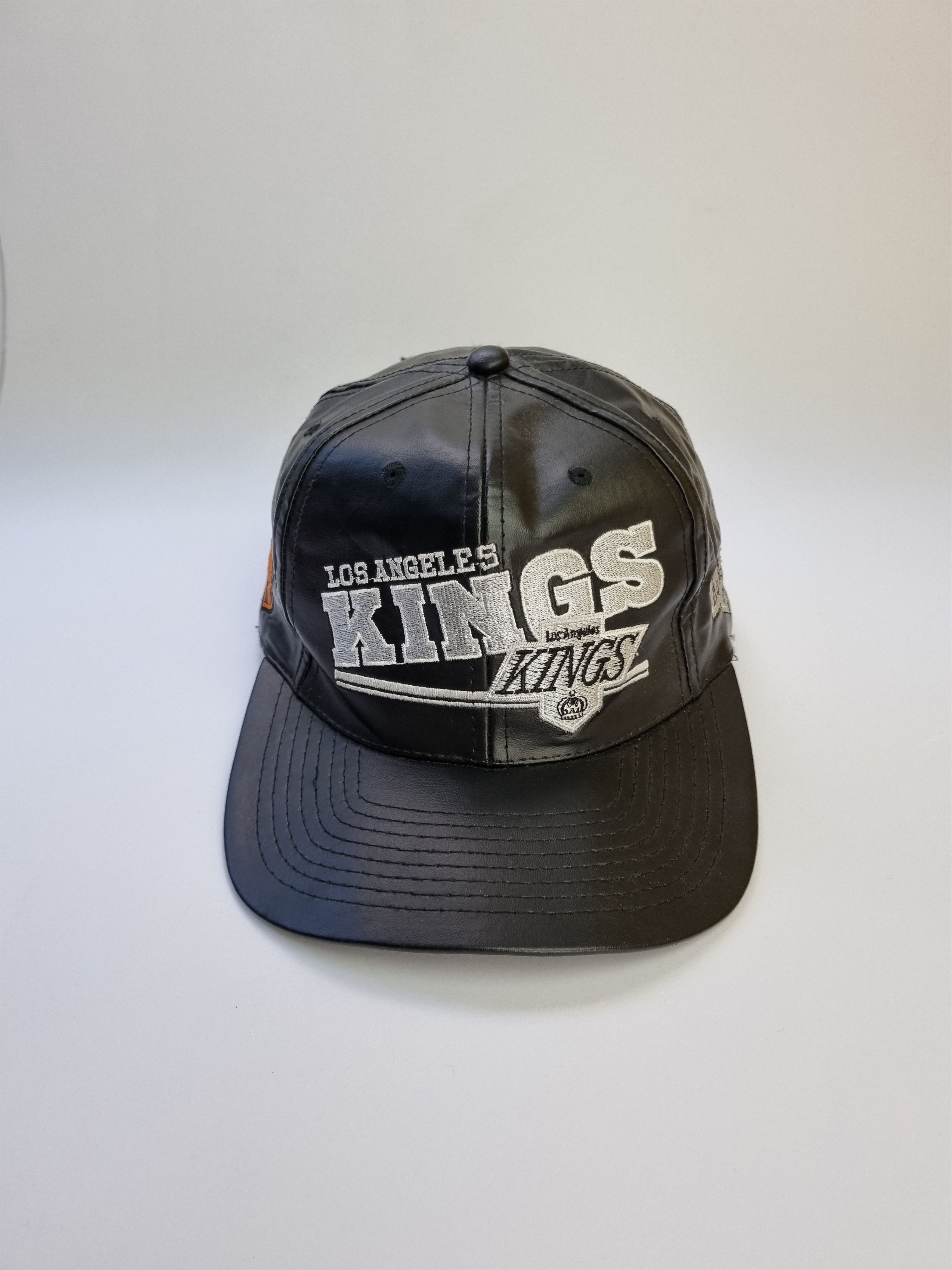 NHL × Vintage KINGS Embroidered Logo NHL Cap Size ONE SIZE - 5 Thumbnail