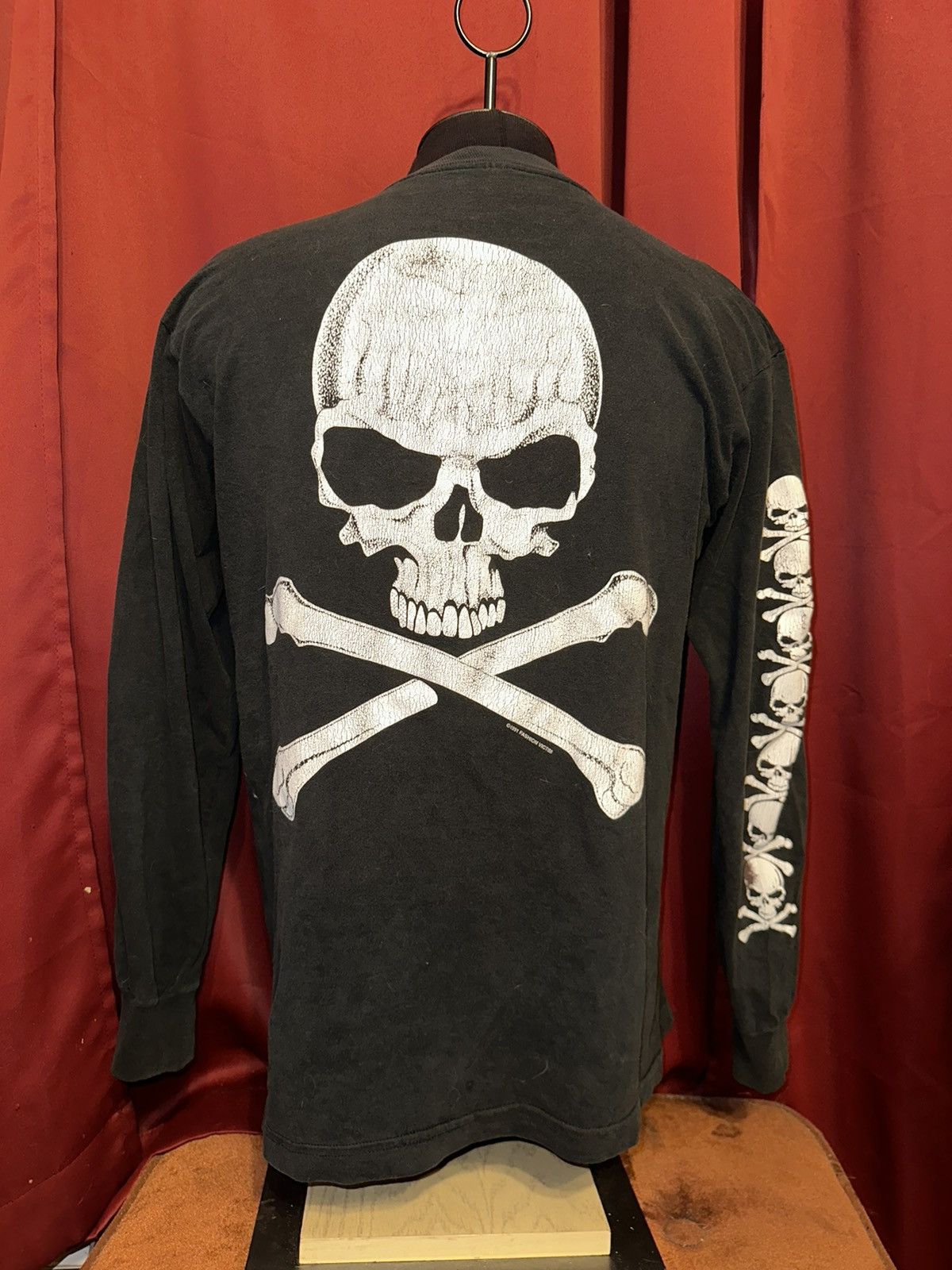 Fashion Victim Skull Long Sleeve ©1991 【公式通販】
