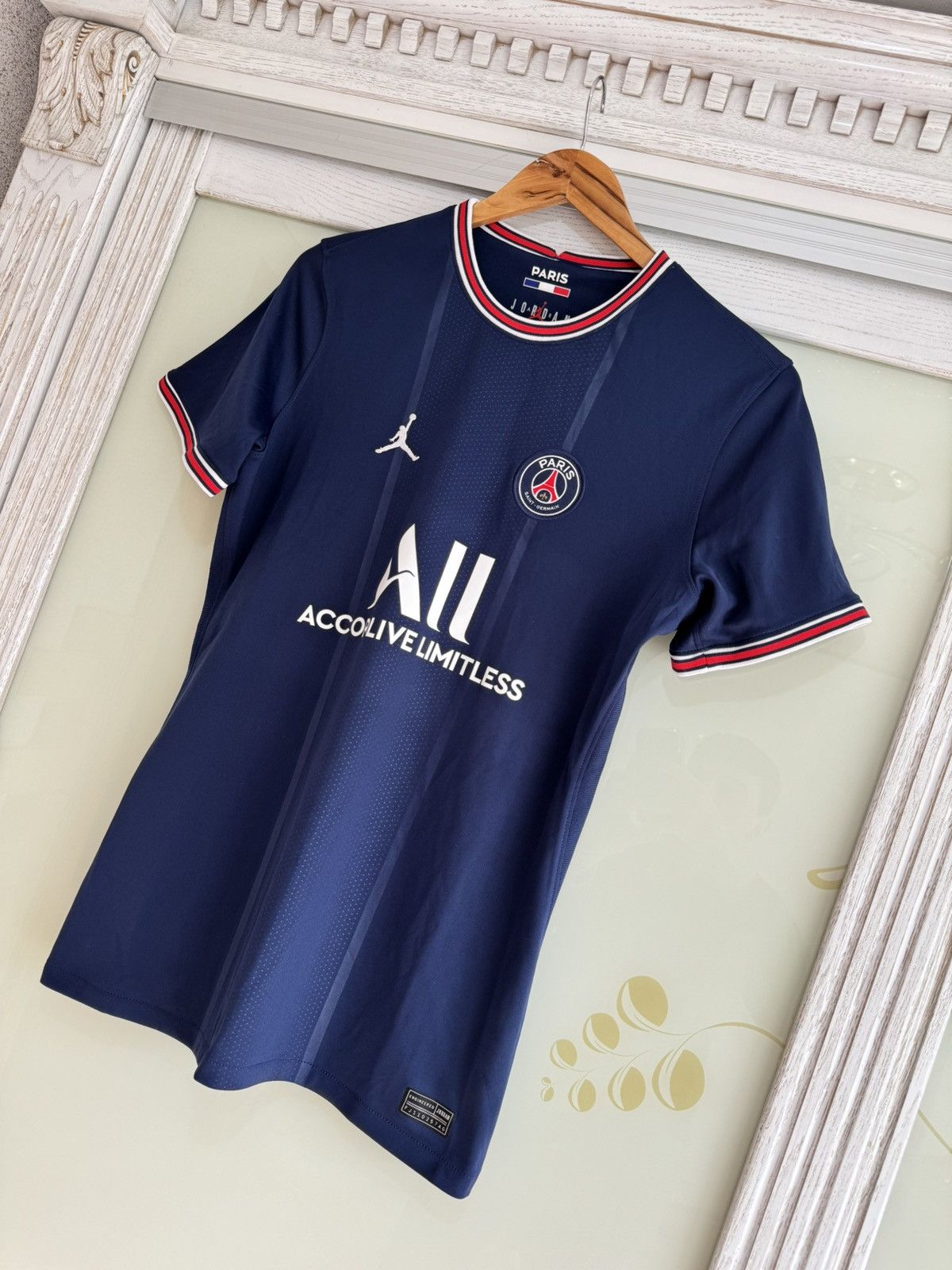 Jordan Brand × Nike Messi #30 PSG 2021-2022 Home Women’s Soccer Jersey Kit Shirt Size US L / EU 52-54 / 3 - 3 Thumbnail