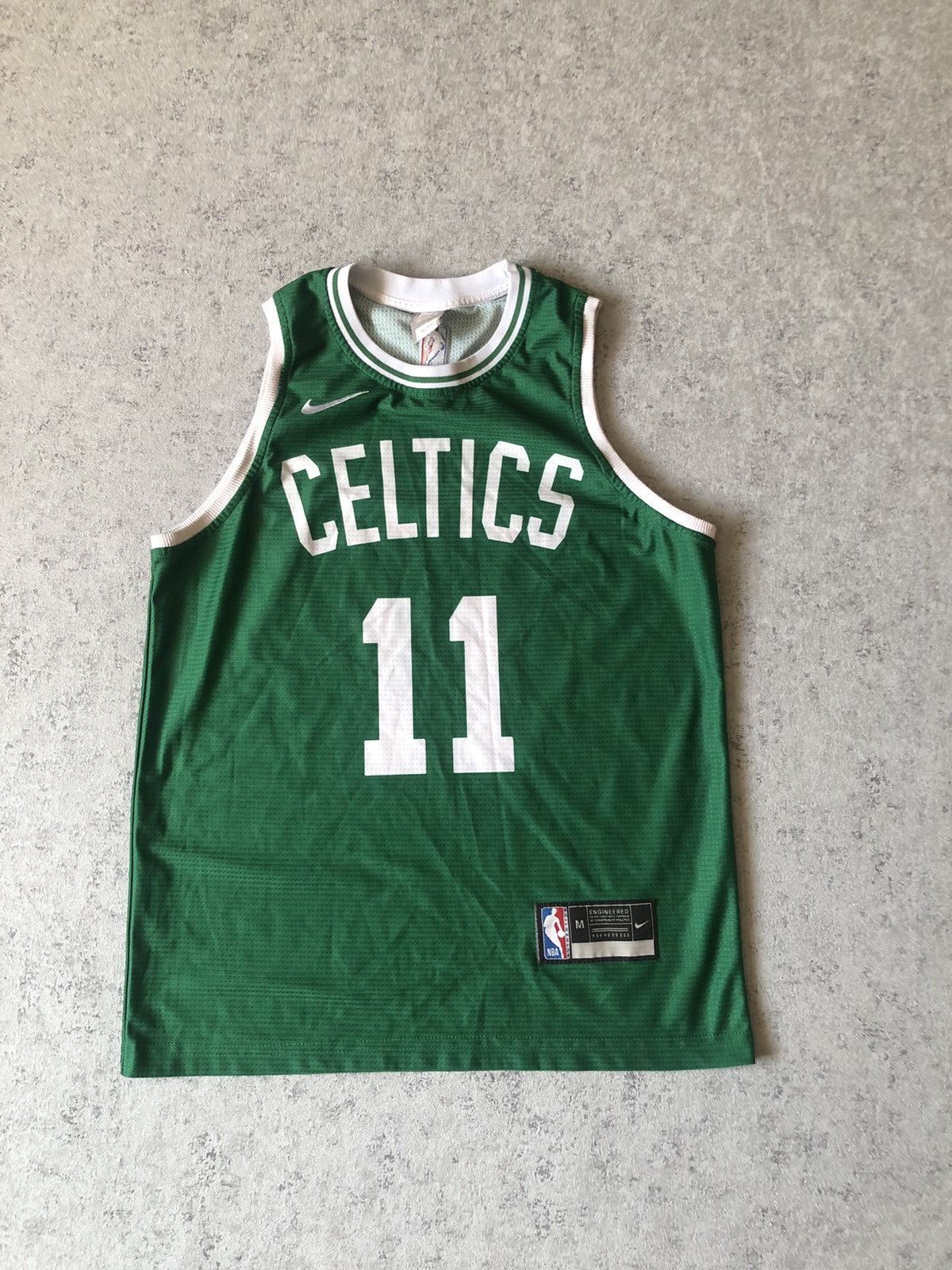NBA × Vintage VINTAGE BOOTLEG CELTICS #11 IRVING JERSEY Size US M / EU 48-50 / 2 - 1 Thumbnail