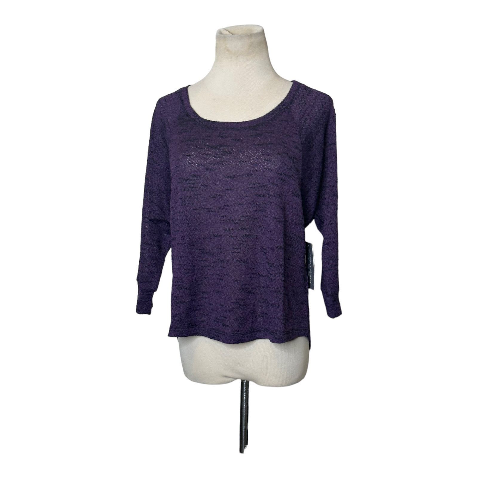 Threads 4 Thought Threads 4 Thought purple short sleeves sweater size small Size S / US 4 / IT 40 - 12 Thumbnail