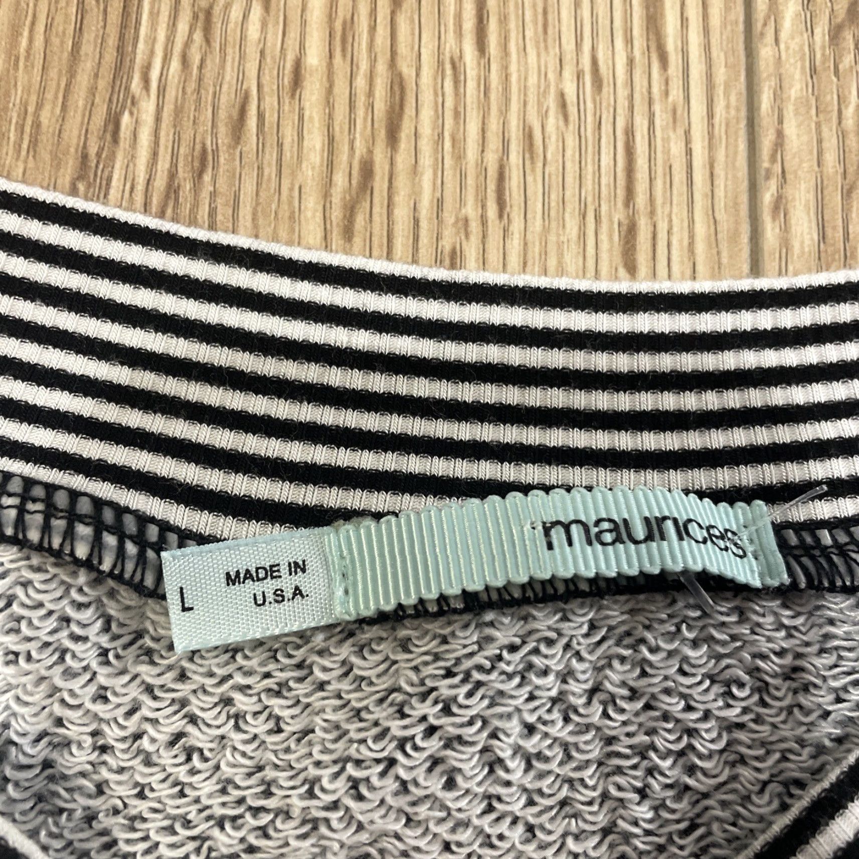 Vintage VINTAGE Maurices Women's Sweatshirt Casual Fall Spring Summer 3/4 Sleeve Black Gray Large Size L / US 10 / IT 46 - 2 Thumbnail