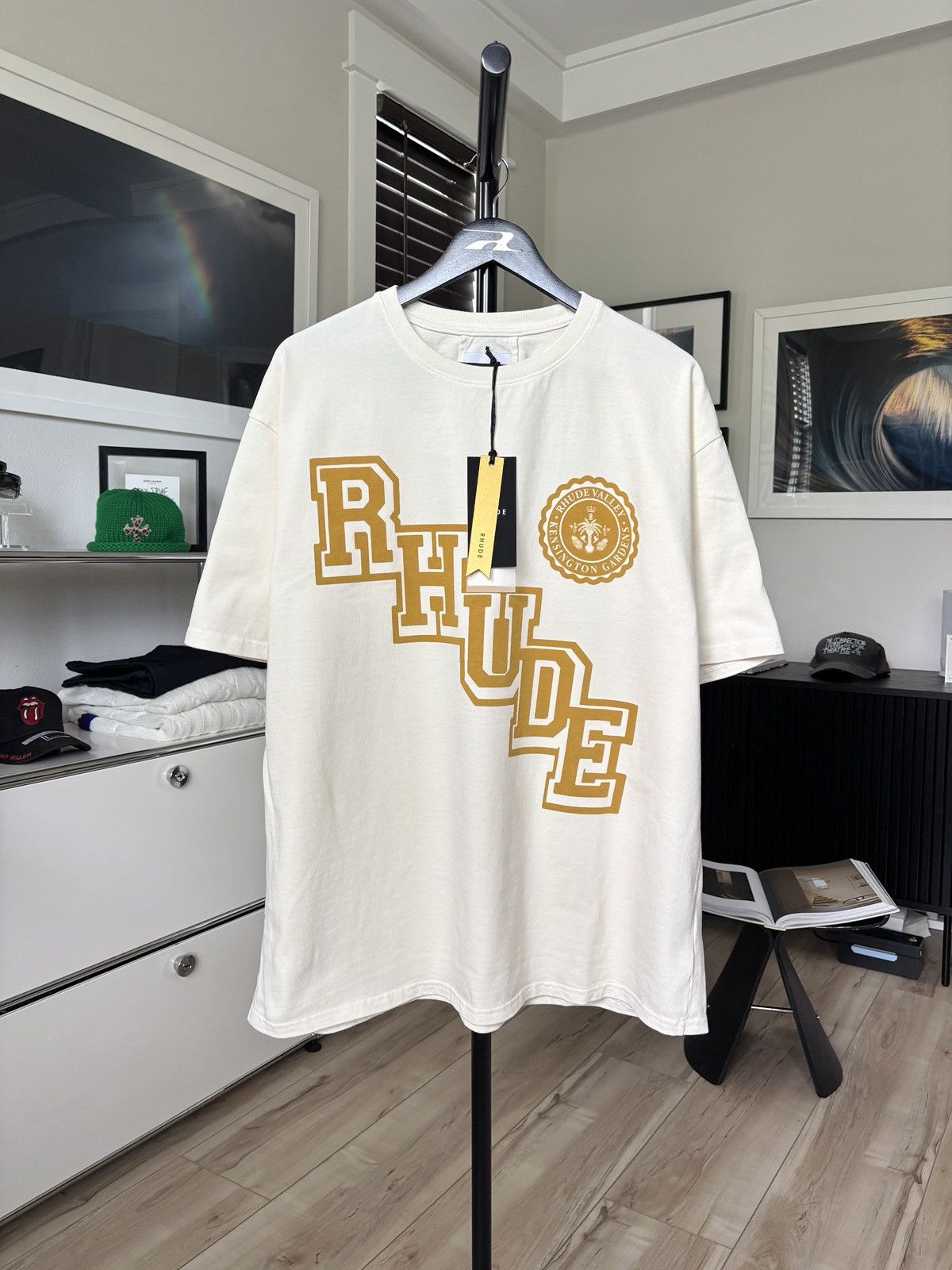Rhude RHUDE | COLLEGIATE CREST LOGO TEE Size US XXL / EU 58 / 5 - 1 Thumbnail