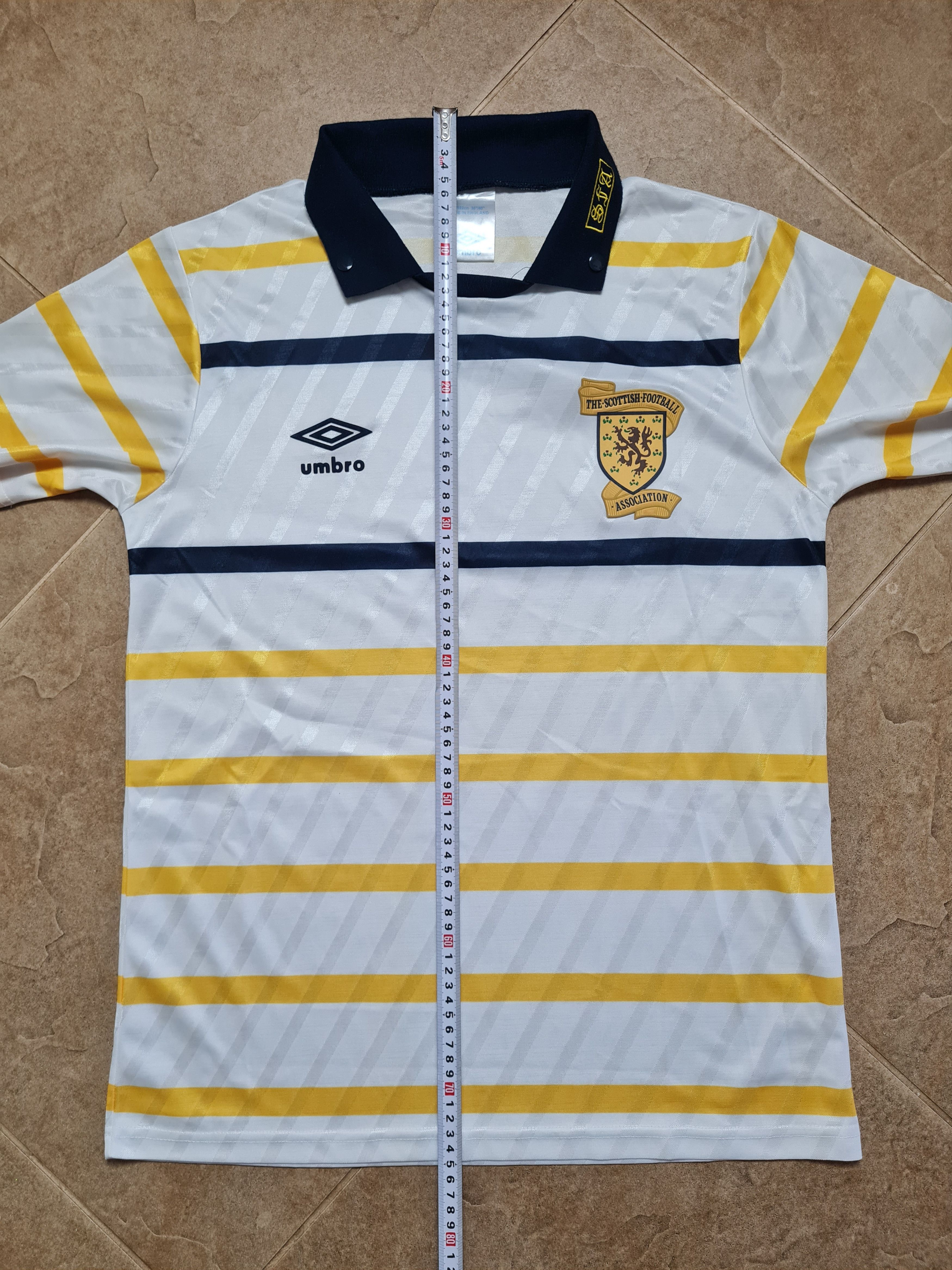 Umbro Scotland National Team Umbro 1988/89/90 Away Shirt Size US M / EU 48-50 / 2 - 3 Thumbnail