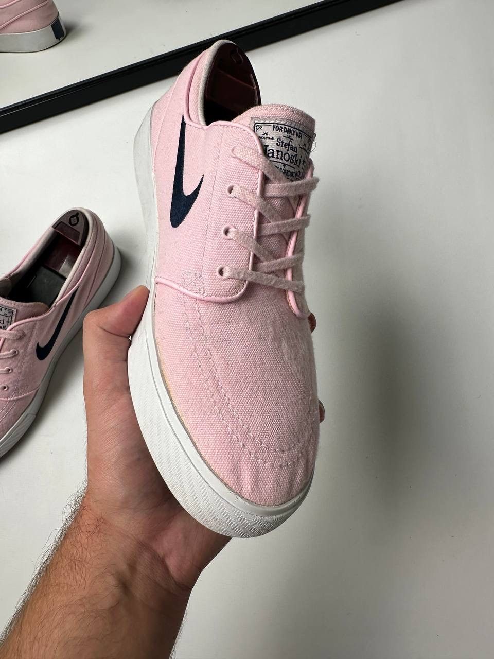 Nike Nike Stefan Janiski Low Y2K Pink Hype Shoes Skateboarding Size US 9 / EU 42 - 10 Thumbnail