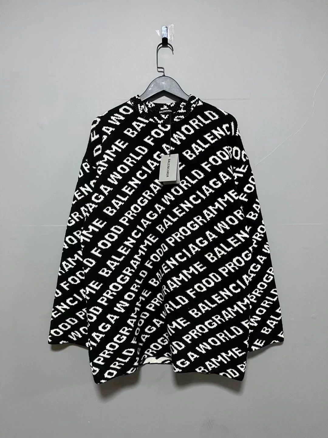 Balenciaga Balenciaga logo printed sweater Size US L / EU 52-54 / 3 - 1 Thumbnail