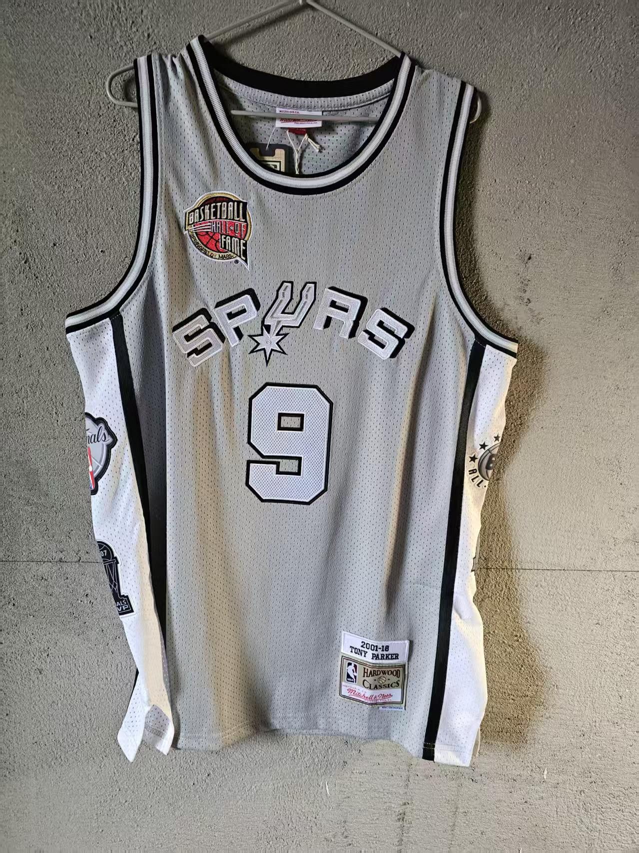 NBA San Antonio Spurs Tony Parker Jersey Double Stitched Size US M / EU 48-50 / 2 - 1 Thumbnail