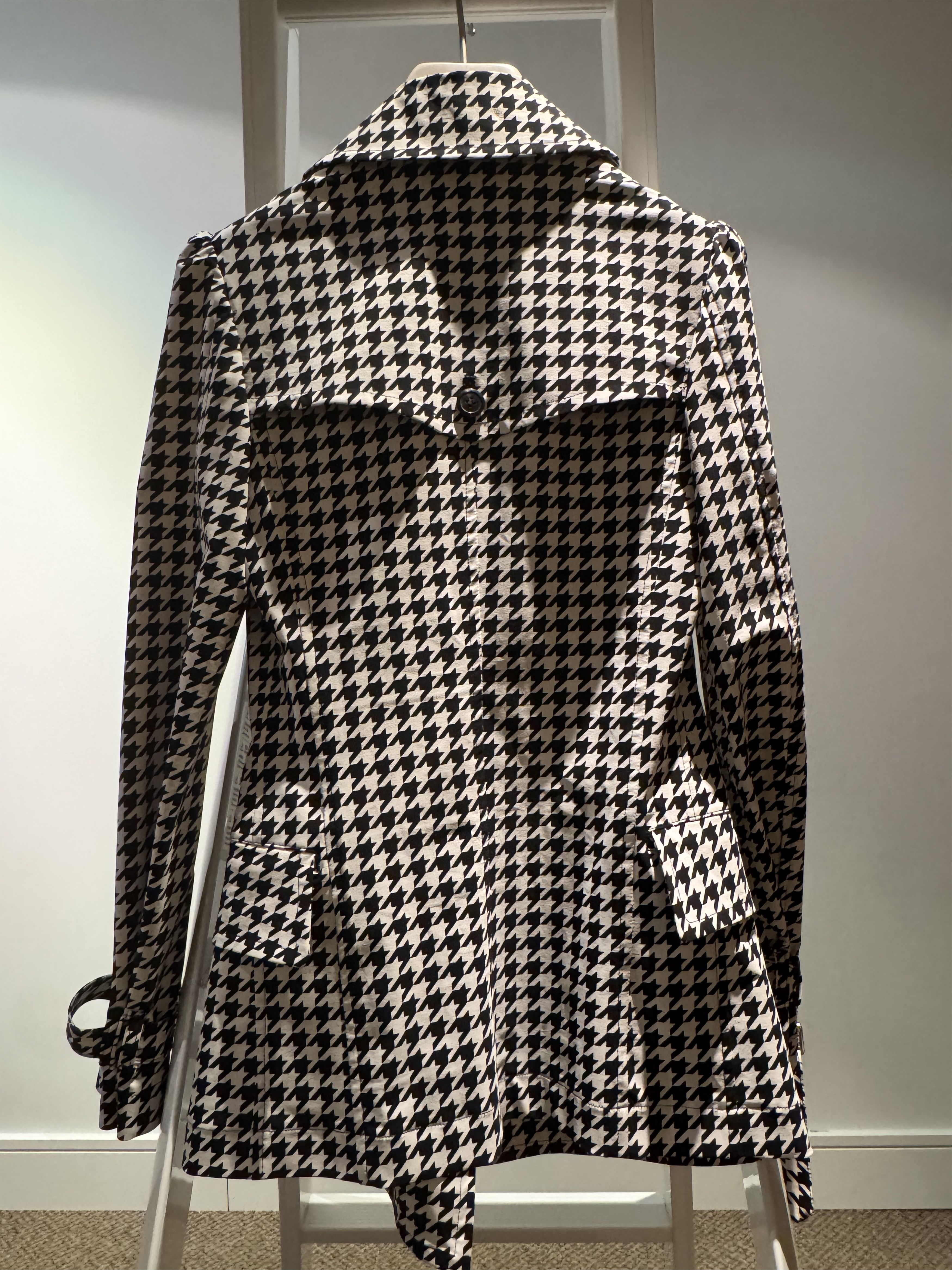 Junya Watanabe Junya Watanabe Houndstooth Short Trench (Size S) Size S / US 4 / IT 40 - 4 Thumbnail