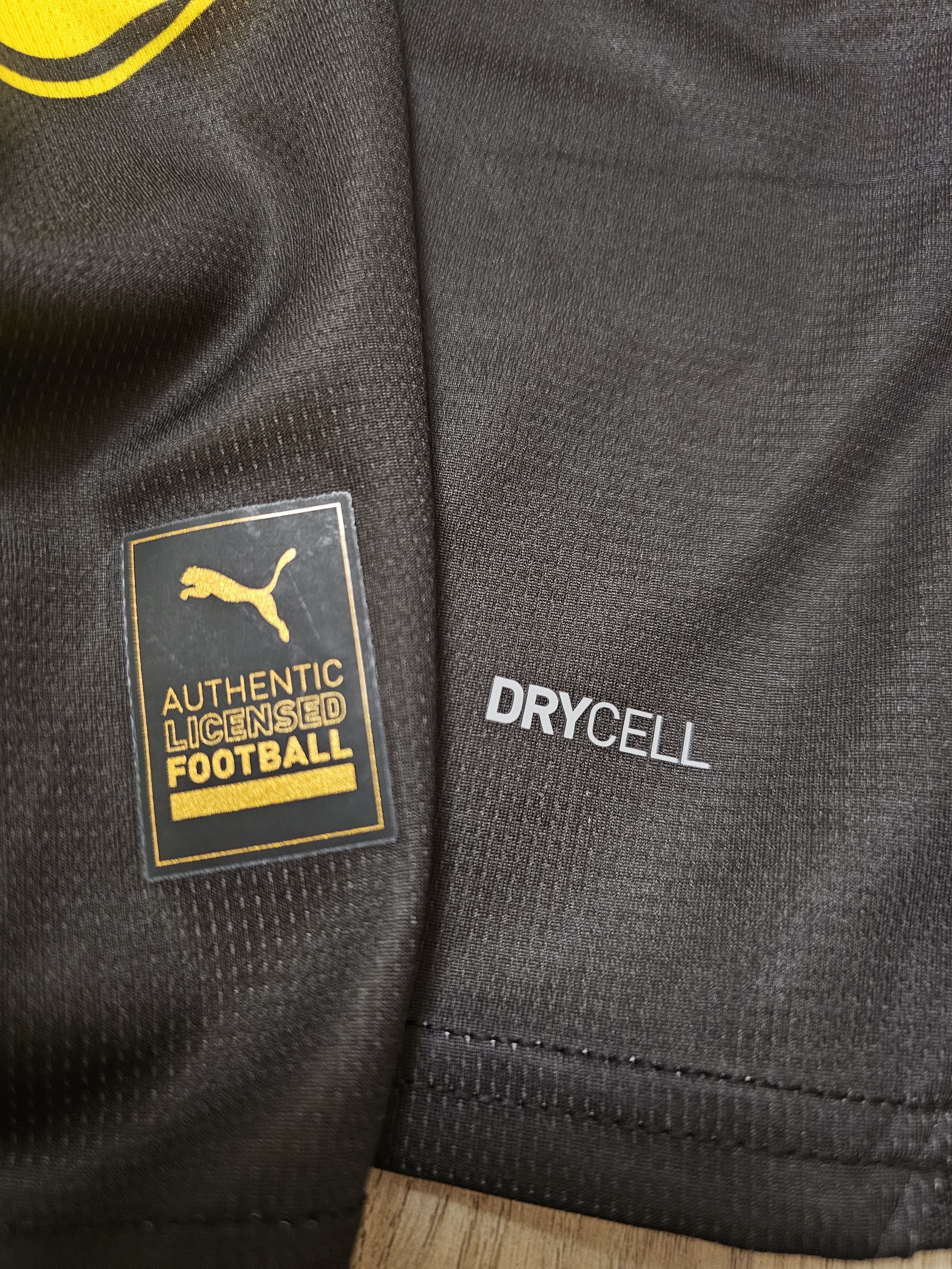 Puma BORUSSIA DORTMUND 2024 HOME BRANDT FOOTBALL SOCCER JERSEY Size US L / EU 52-54 / 3 - 11 Thumbnail