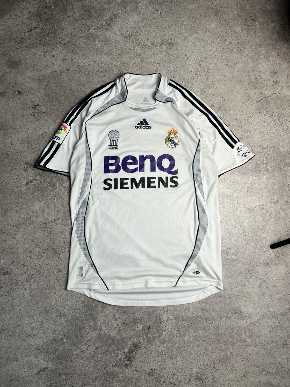 Adidas ADIDAS REAL MADRID JERSEY 2006-2007 Size US M / EU 48-50 / 2 - 1 Thumbnail
