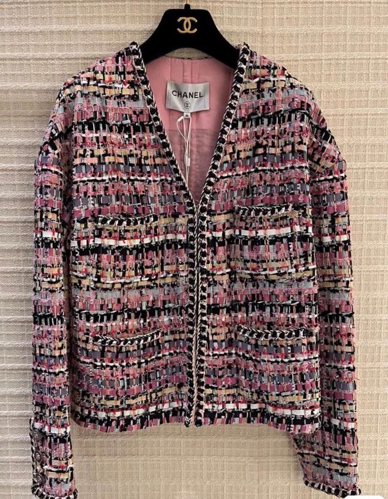 Chanel Colorful knitted tweed short coat