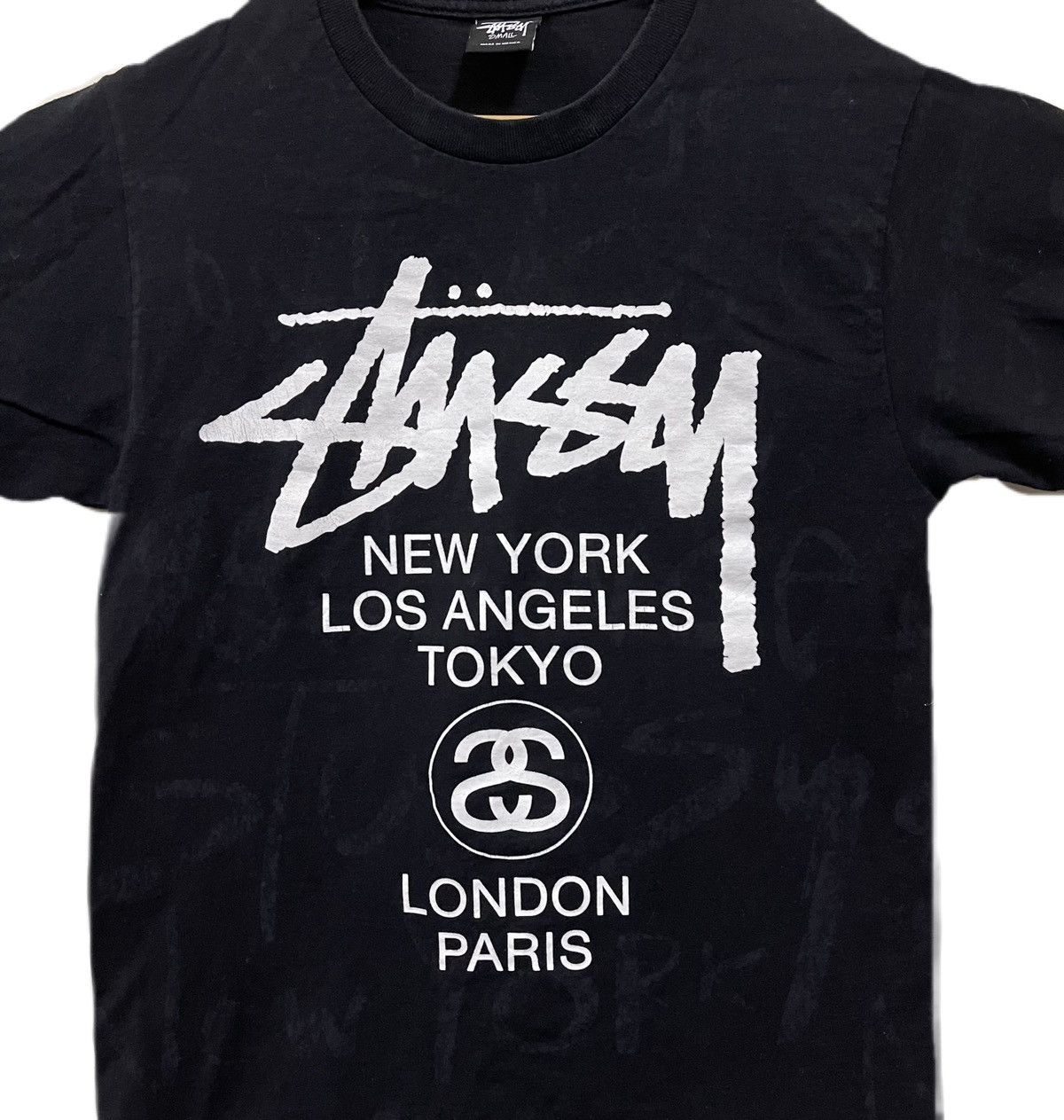Stussy Vintage Stussy Worldwide Double Side Print Tshirt Size US S / EU 44-46 / 1 - 5 Thumbnail