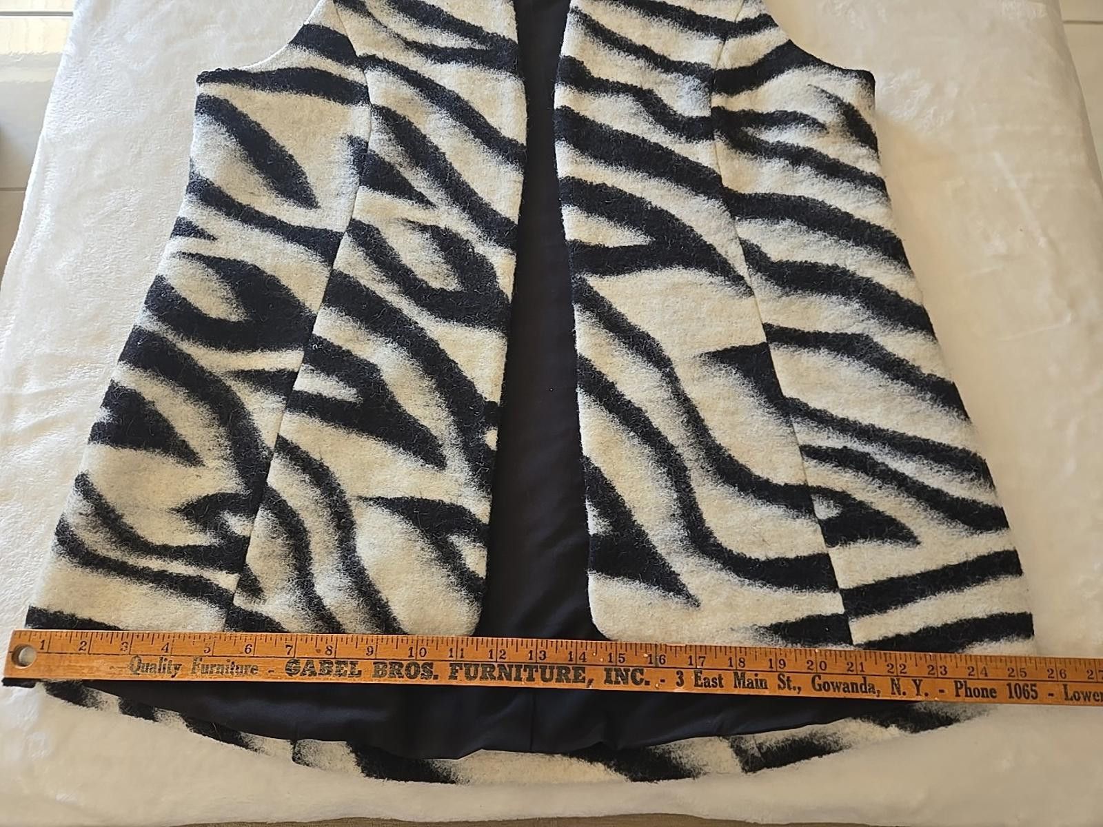 Chicos Chico's Vest Jacket Womens M Size 2 Wool Blend Zebra Print Size XS / US 0-2 / IT 36-38 - 7 Thumbnail