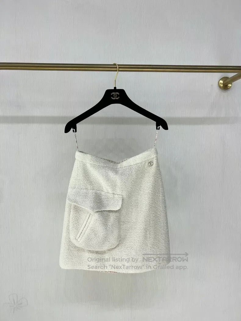 Chanel Chanel Early Spring Station Series White Pocket Skirt Size 42" / US 20 - 1 Thumbnail