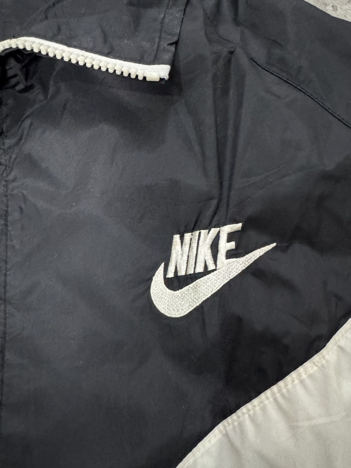 Nike VINTAGE 90’S NIKE BIG SWOOSH WOVEN JACKET Size US XL / EU 56 / 4 - 3 Thumbnail