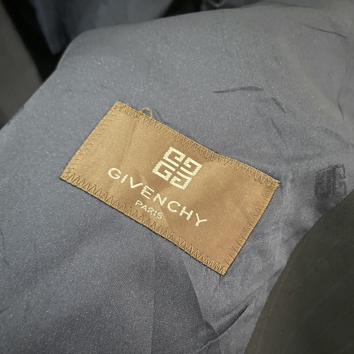 Givenchy Vintage Givenchy Coat Size US M / EU 48-50 / 2 - 5 Thumbnail