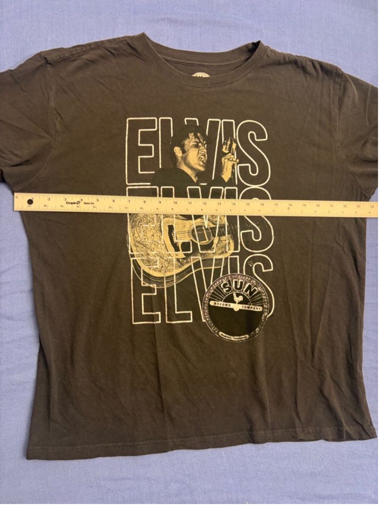 Old Navy Men's Old Navy Elvis T-shirt XL Brown Size US XL / EU 56 / 4 - 5 Thumbnail