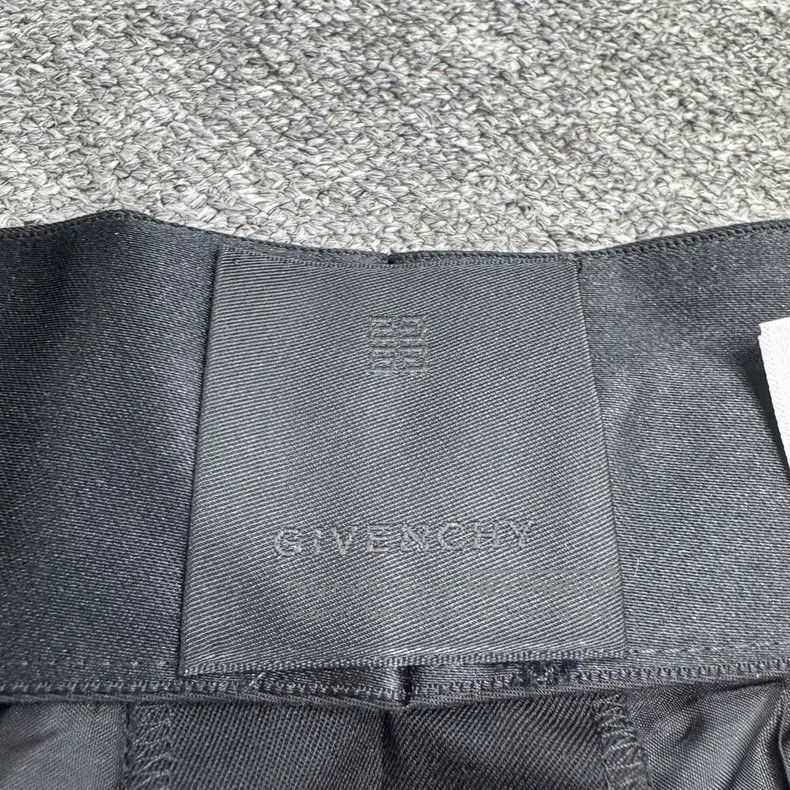 Givenchy Givenchy Size50 Plain Wool Casual Pants Size: 5 Size US 30 / EU 46 - 2 Thumbnail
