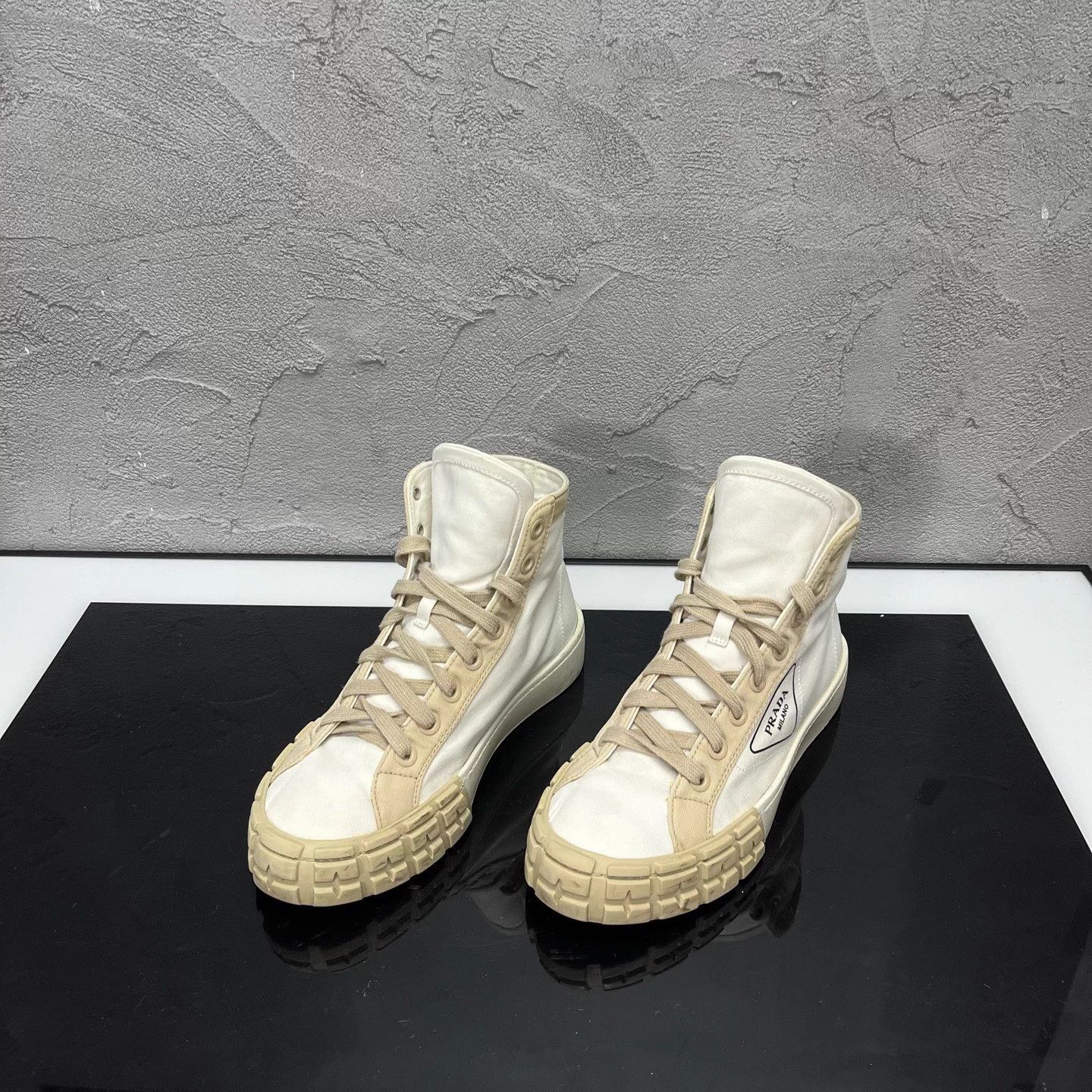 Prada PRADA High-Top Biscuit Sneakers EU39 95 New Size US 8 / IT 38 - 1 Thumbnail