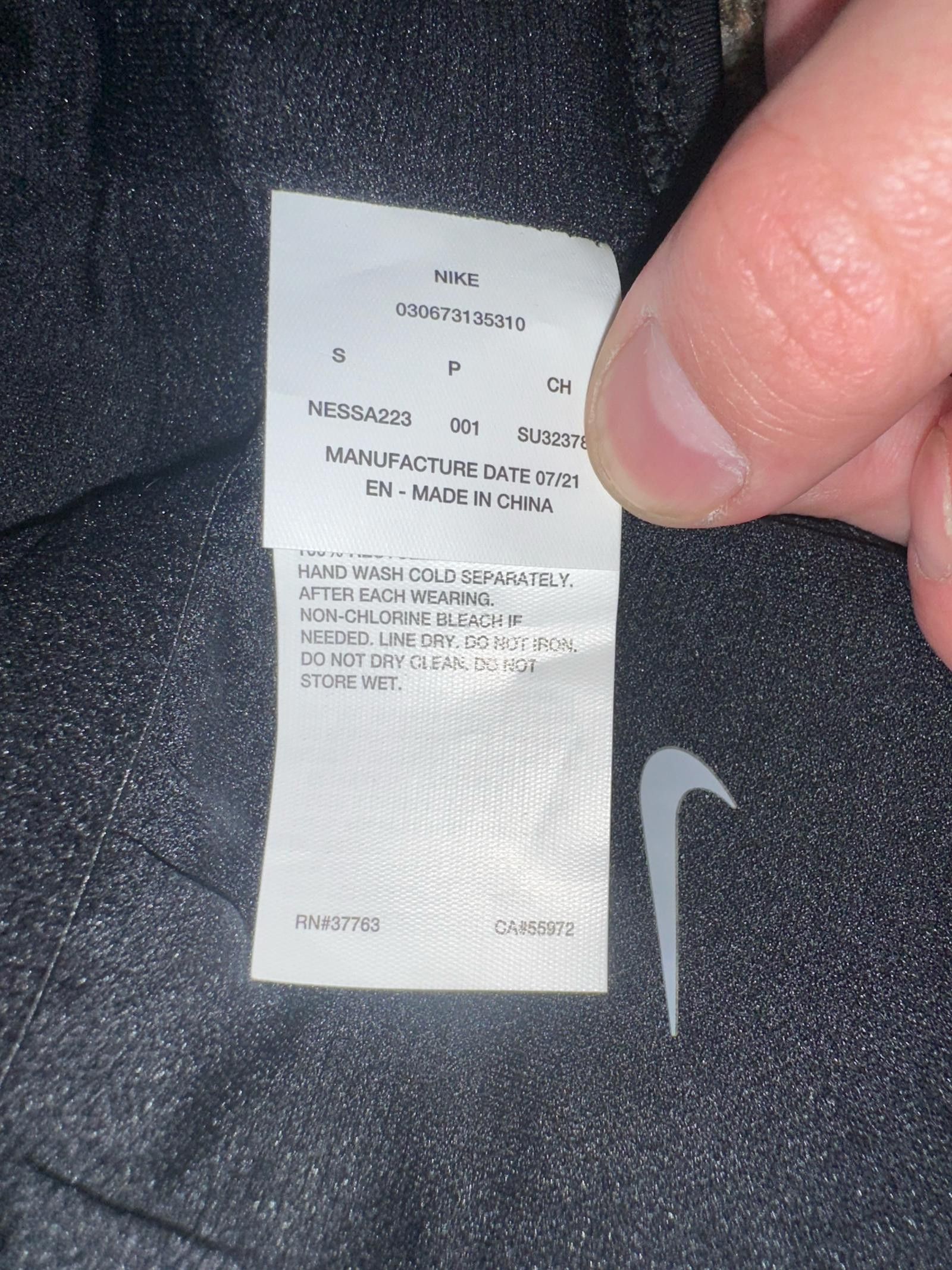 Nike Women's Essential Solid U Back One Piece Swimsuit Size ONE SIZE - 7 Thumbnail