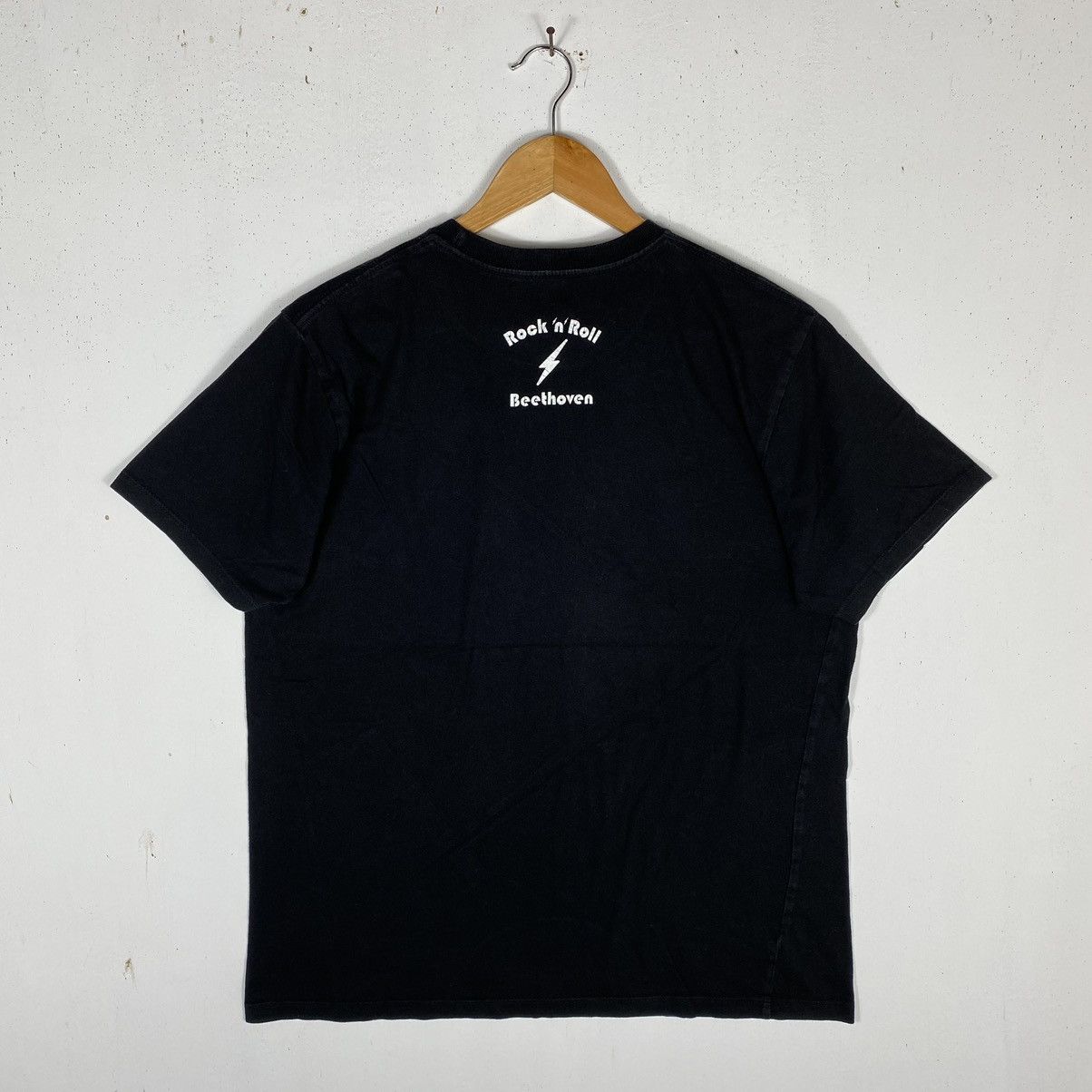 Japanese Brand 🔥 ROCK 'N' ROLL BEETHOVEN GRANIPH TEE Size US L / EU 52-54 / 3 - 6 Thumbnail
