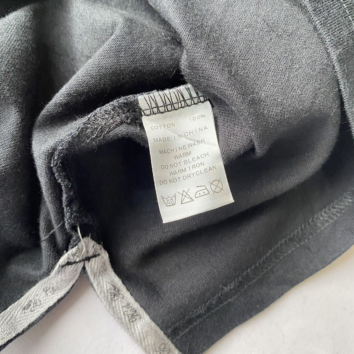 Japanese Brand × Karl Kani Karl Kani Black Gothic Cross Typography 1989 Designs Tees Size US L / EU 52-54 / 3 - 11 Thumbnail