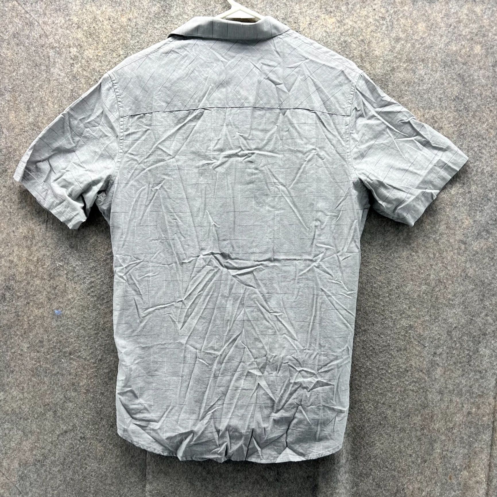 TravisMathew VINTAGE Travis Mathew Shirt Men Medium Gray Button Down Short Sleeve Casual Pocket Vtg Size US M / EU 48-50 / 2 - 2 Thumbnail