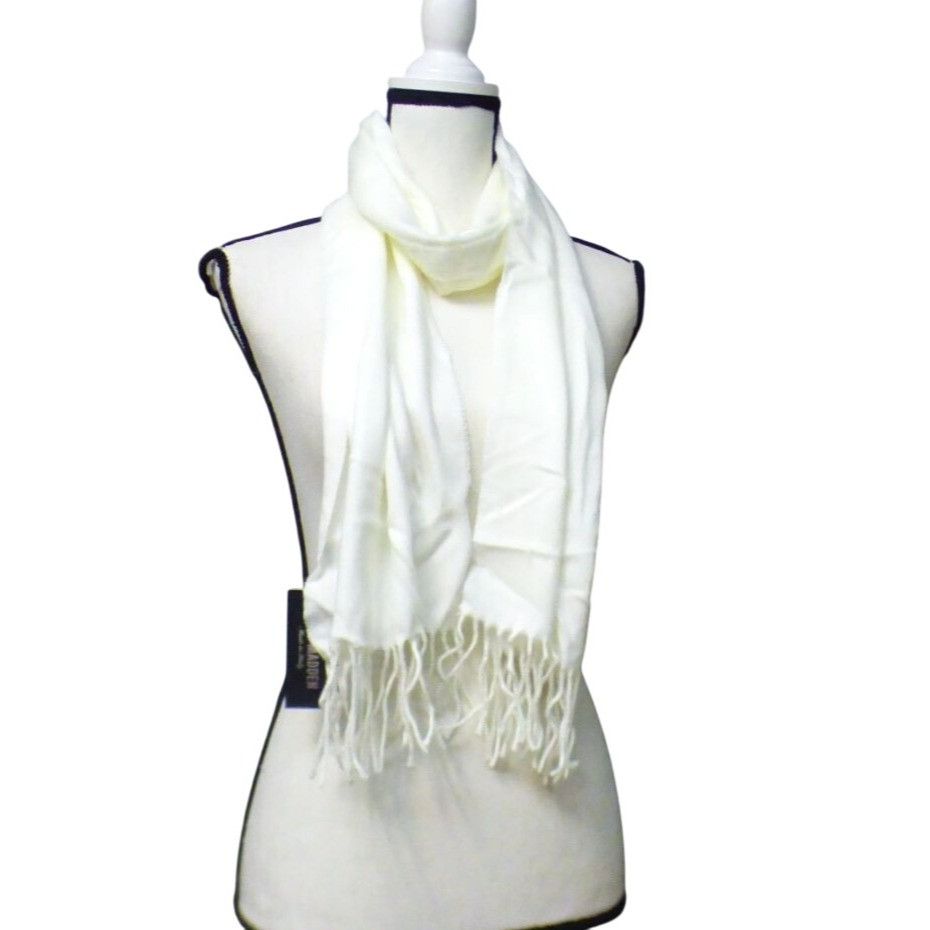 Steve Madden Steve Madden Mid Weight Solid Muffle Scarf, Ivory, OS-Made i Size ONE SIZE - 2 Thumbnail