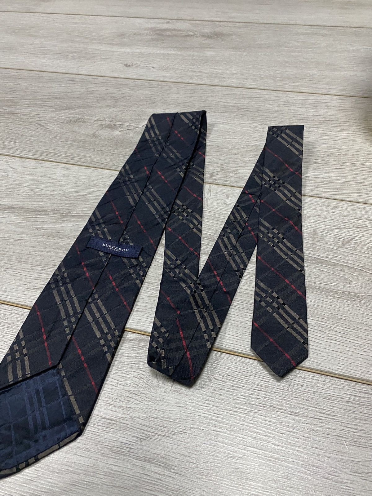 Burberry Burberry London nova blue dark check silk tie plaid Size ONE SIZE - 9 Thumbnail