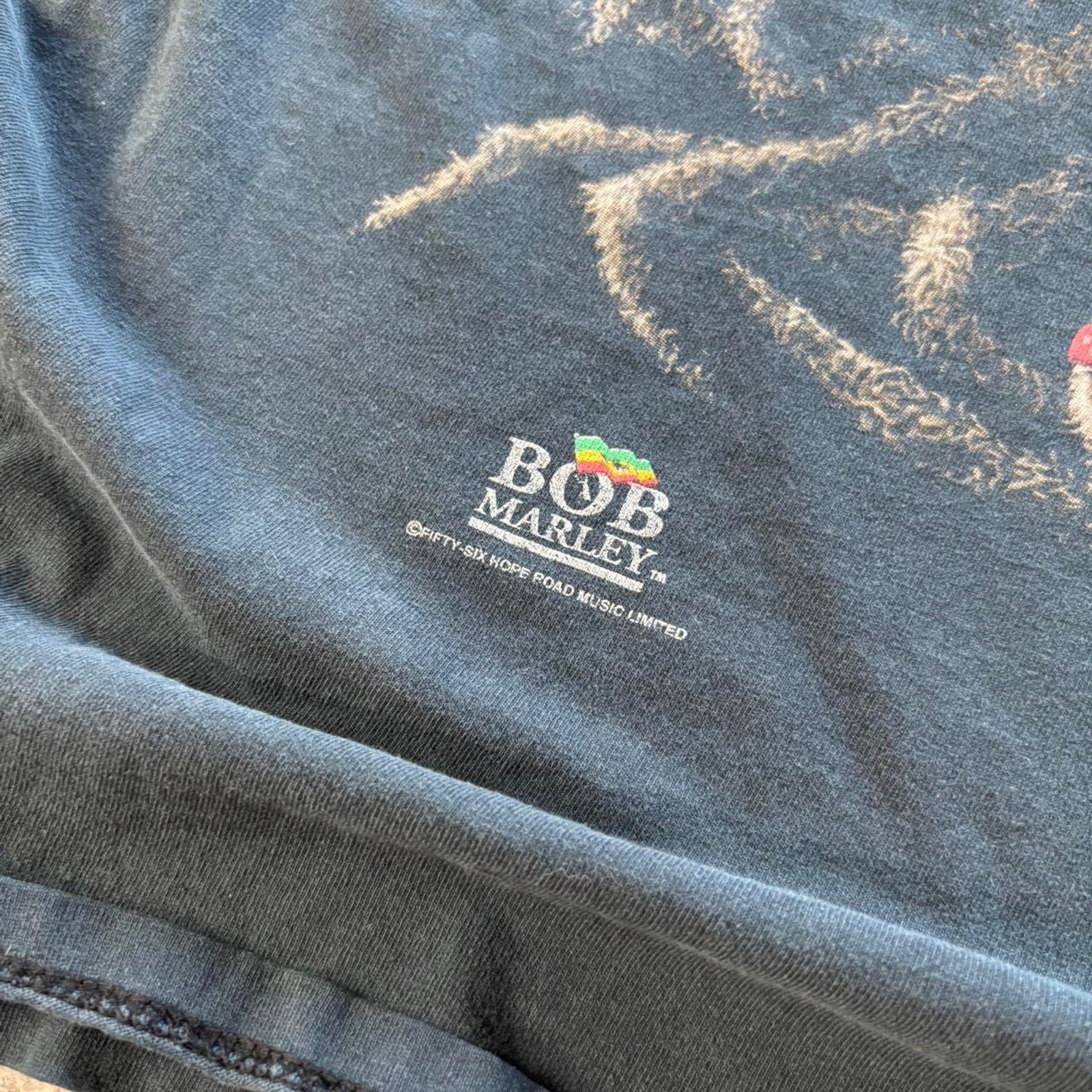 Vintage Vintage Bob Marley Sun Faded T-shirt Size US XXL / EU 58 / 5 - 3 Thumbnail
