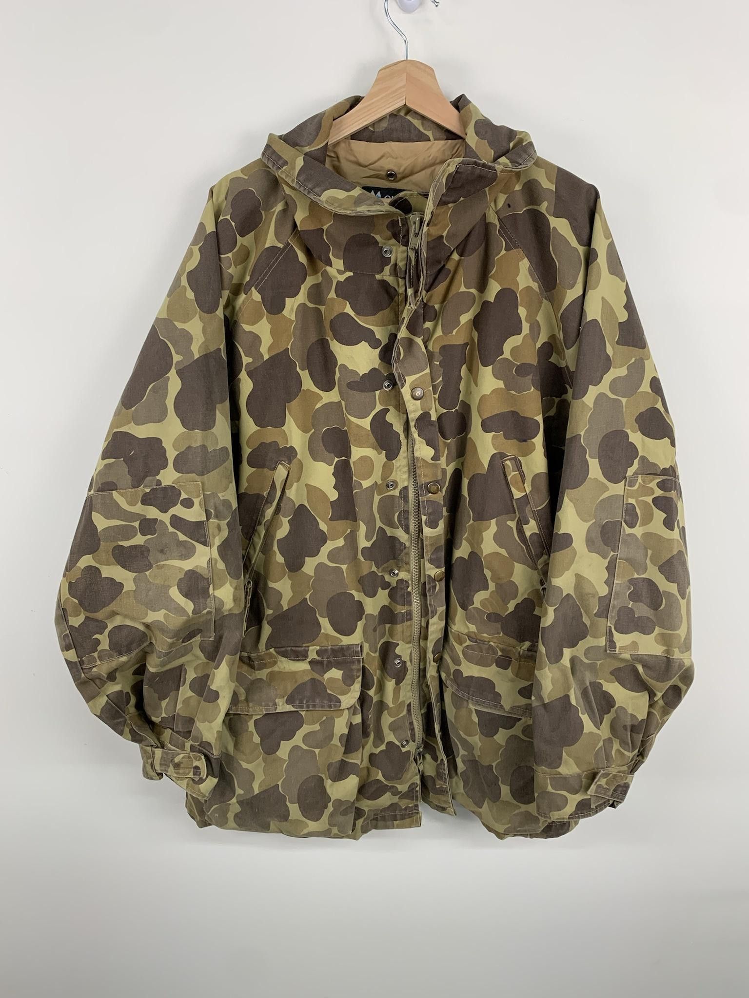 image of Vintage Vitnage 90's Mountain Prairie Duck Camo Jacket, Men's (Size XL)