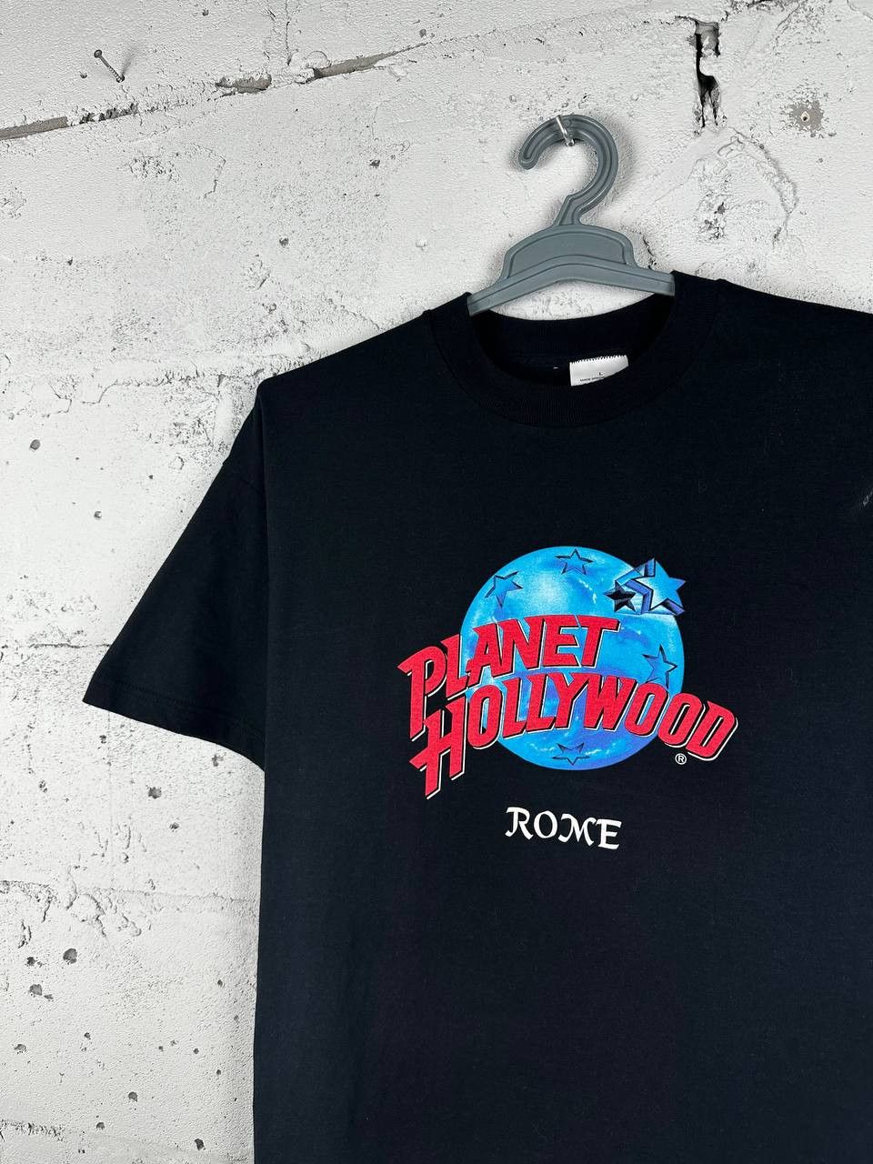 Planet Hollywood Planet Hollywood Rome Logo T-Shirt XL VTG 90s Streetwear Size US L / EU 52-54 / 3 - 1 Thumbnail