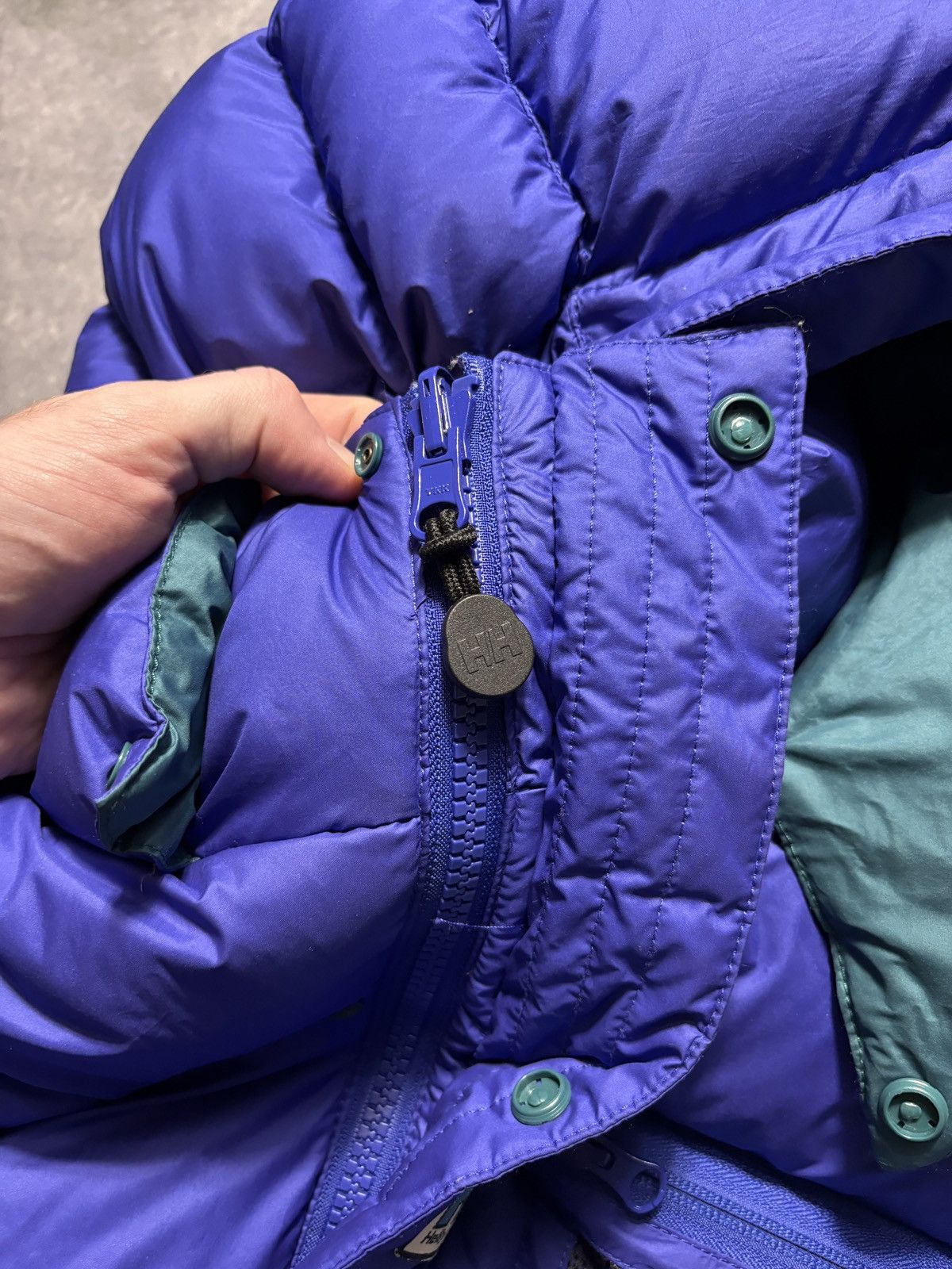 Helly Hansen Helly Hansen Duck Down Puffer Jacket Reversible Hooded 90s Size US M / EU 48-50 / 2 - 16 Thumbnail