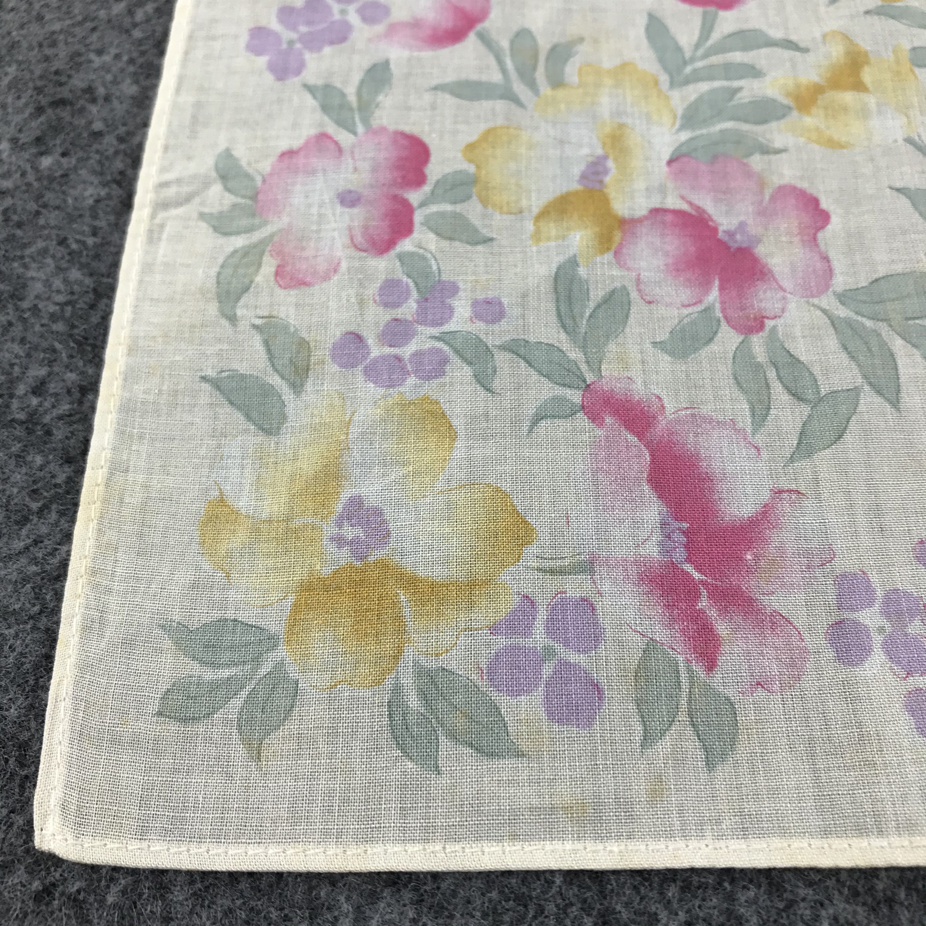 Pierre Balmain Pierre Balmain Handkerchief Neckerchief Bandana H496 Size ONE SIZE - 8 Thumbnail