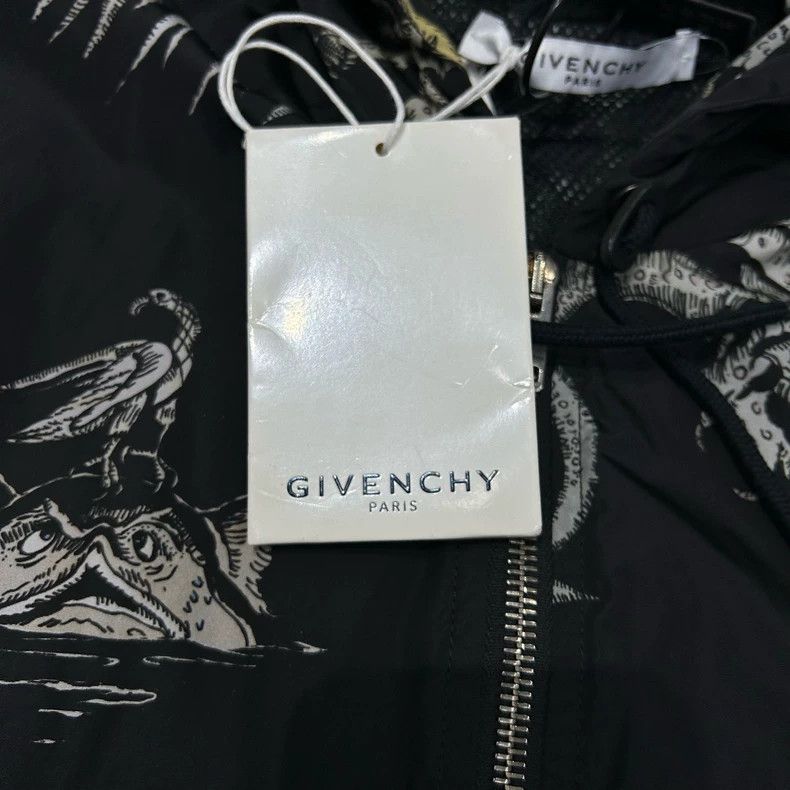 Givenchy Givenchy Devil Angel Graffiti Windbreaker Size US L / EU 52-54 / 3 - 3 Thumbnail