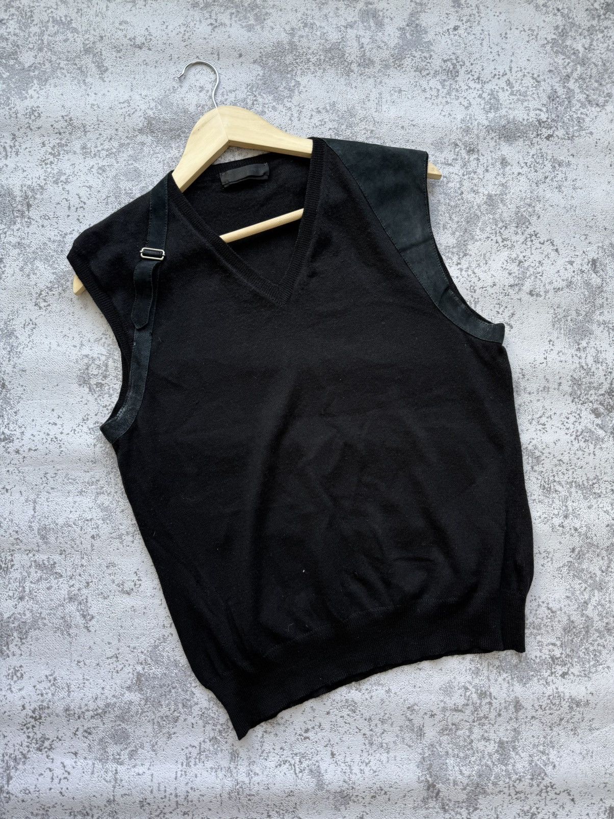 Alexander McQueen Archive Alexander McQueen Rare Vintage Wool Vest Size US XL / EU 56 / 4 - 1 Thumbnail