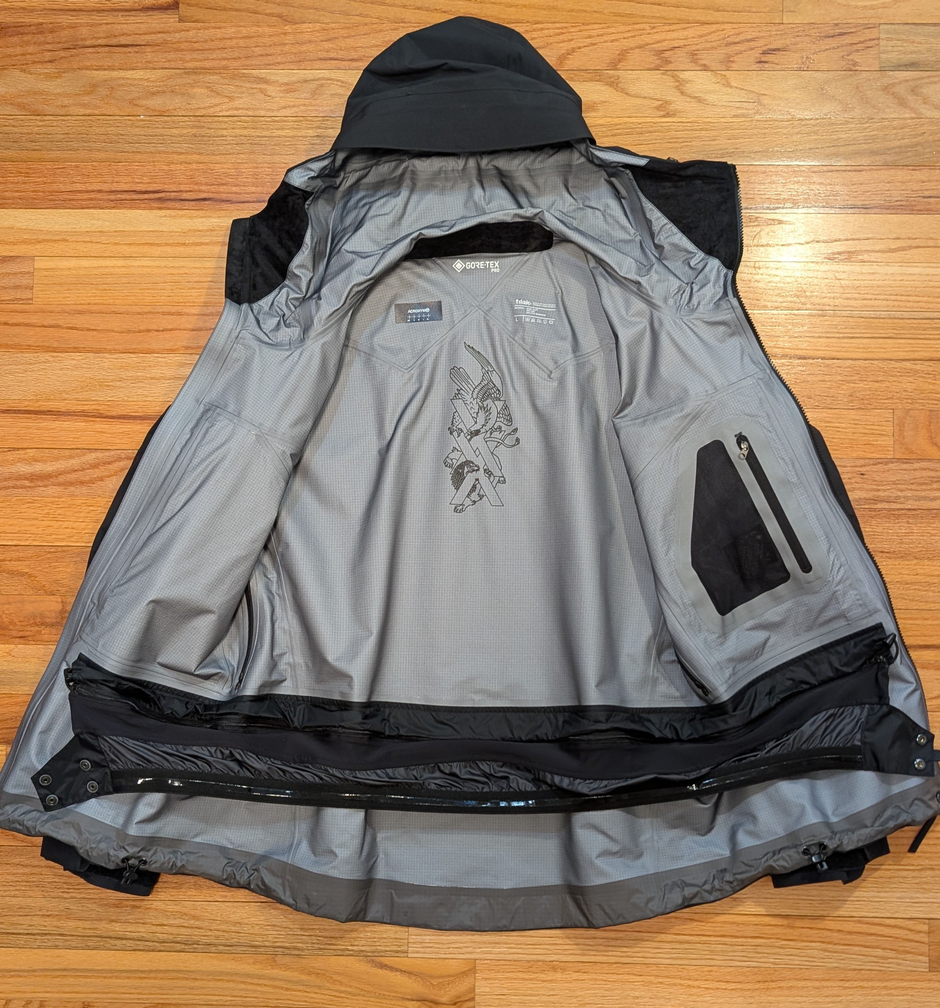 Tilak Tilak × Acronym Evolution Jacket L – Limited 200 Size US L / EU 52-54 / 3 - 8 Thumbnail