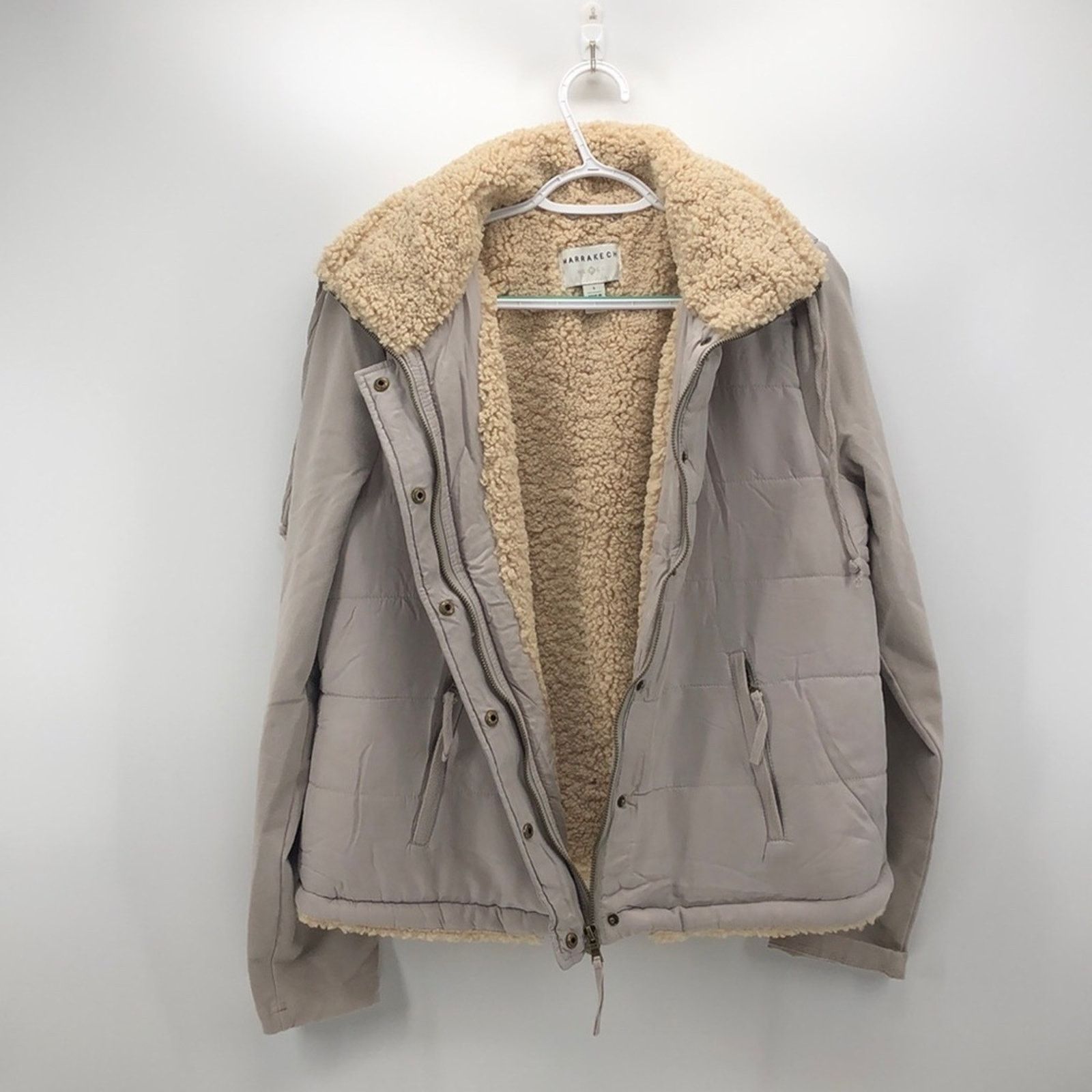 Anthropologie Anthropologie MARRAKECH Tia quilted Sherpa jacket sz L Size L / US 10 / IT 46 - 5 Thumbnail