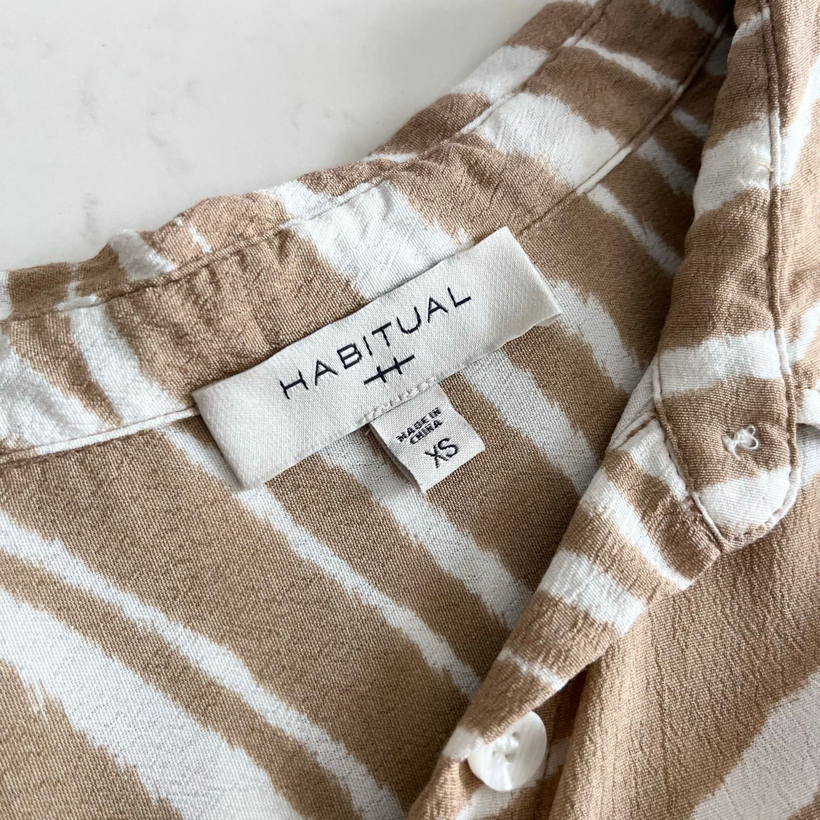 Other Habitual Talia Gardenia Zebra Beige Tie Waist Shirt Dress Size XS / US 0-2 / IT 36-38 - 3 Thumbnail