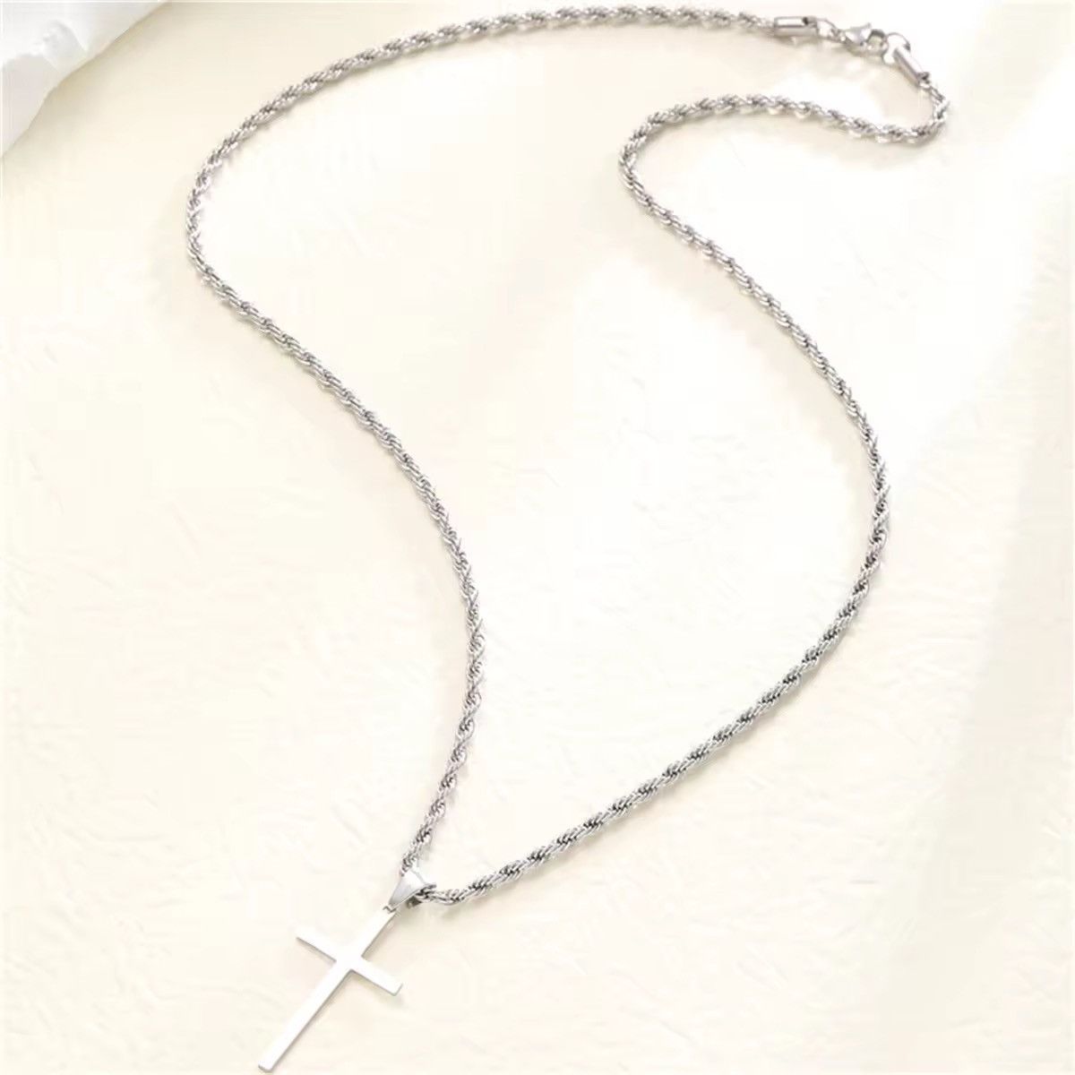 Jewelry Cross Pendant Chain Necklace Size ONE SIZE - 3 Thumbnail