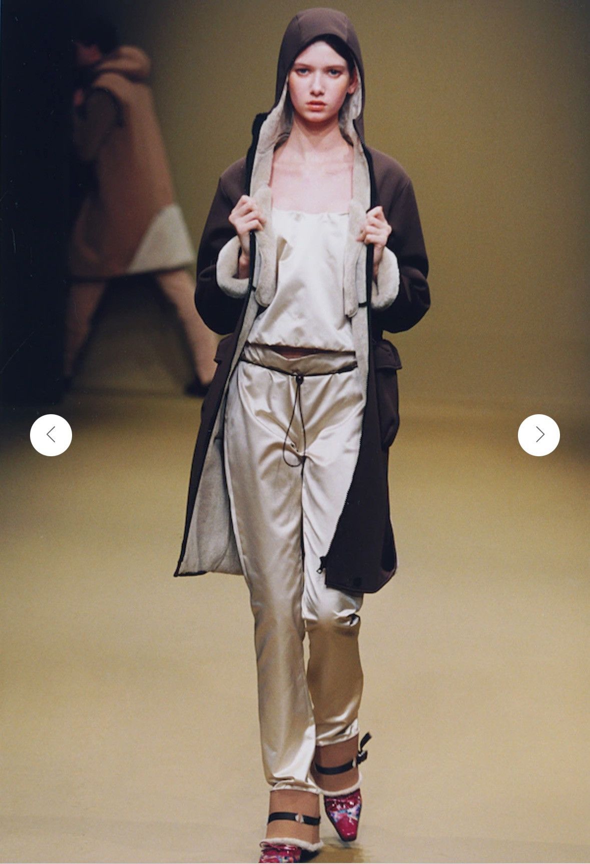 Miu Miu Miu Miu F/W1999 Fleece Lining Belt Buckle Jacket Size M / US 6-8 / IT 42-44 - 6 Thumbnail