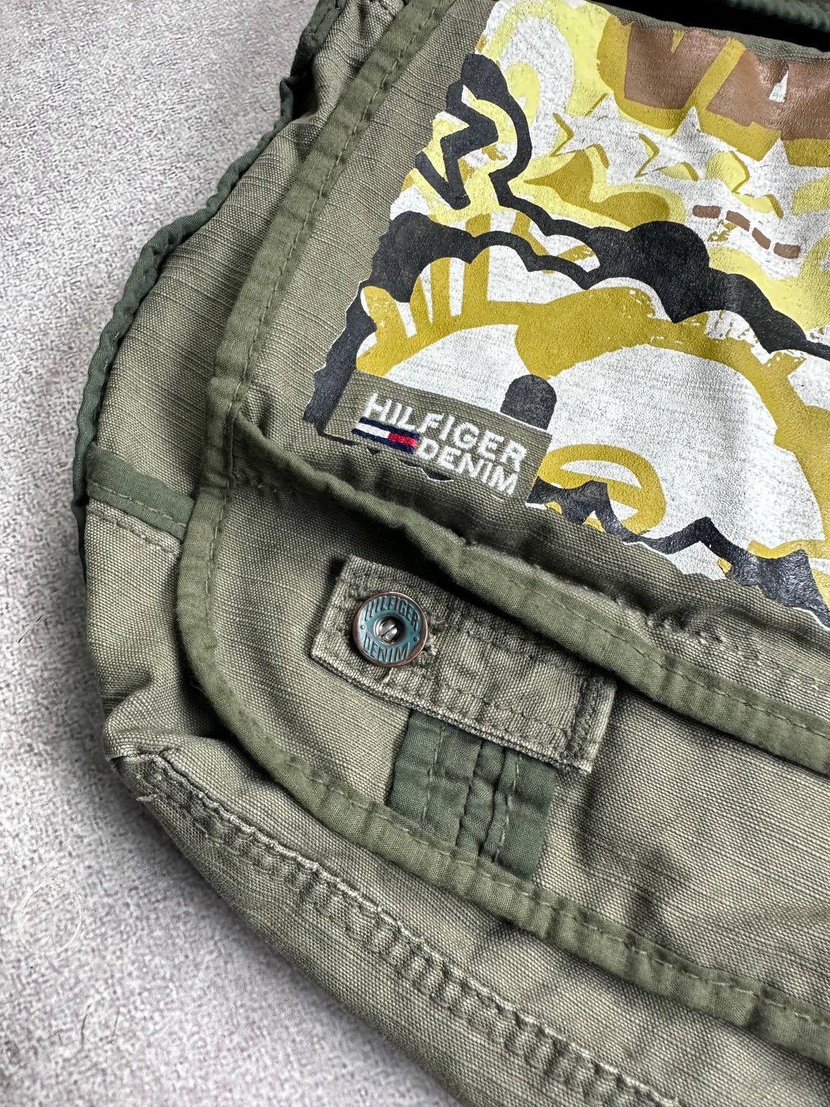 Tommy Hilfiger Vintage 90s Tommy Hilfiger Grunge Y2K Bag Rare Size ONE SIZE - 3 Thumbnail