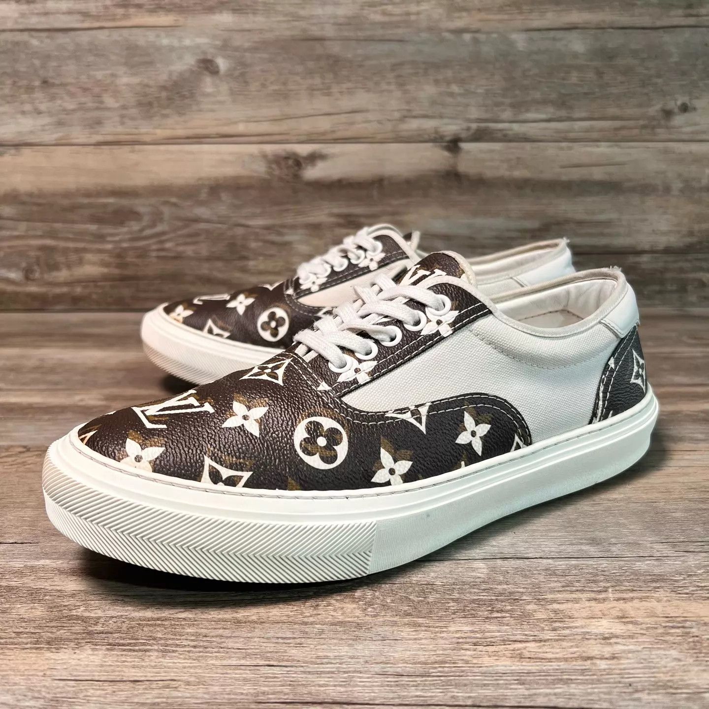 Louis Vuitton LV Trocadero Monogram White Brown Sneaker UK7 Size US 8 / EU 41 - 1 Thumbnail