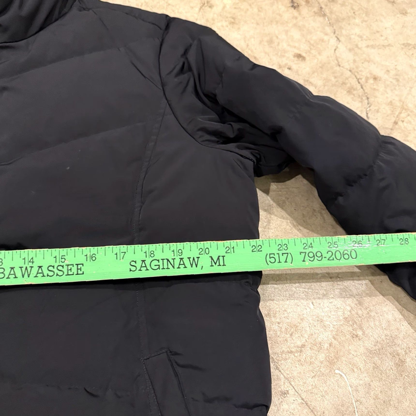 Lands' End Lands' End Puffer Jacket Down Nylon Black Womens Petite Large 14-16 Jacket Womens Down Puffer Lands' End Black Nylon Petite Large 14-16 Mens? Size L / US 10 / IT 46 - 7 Thumbnail