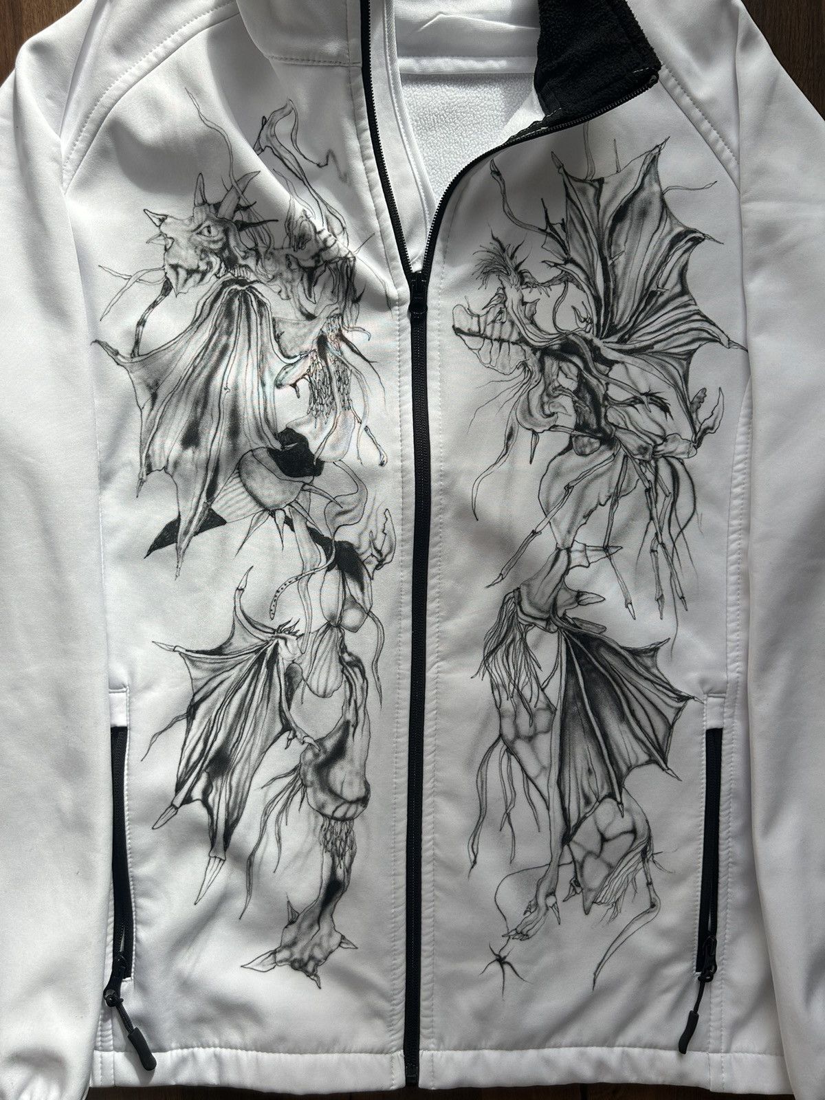 Designer 1of1 custom Ajile Le Cercle Evilchimera Softshell Jacket Size US L / EU 52-54 / 3 - 2 Thumbnail
